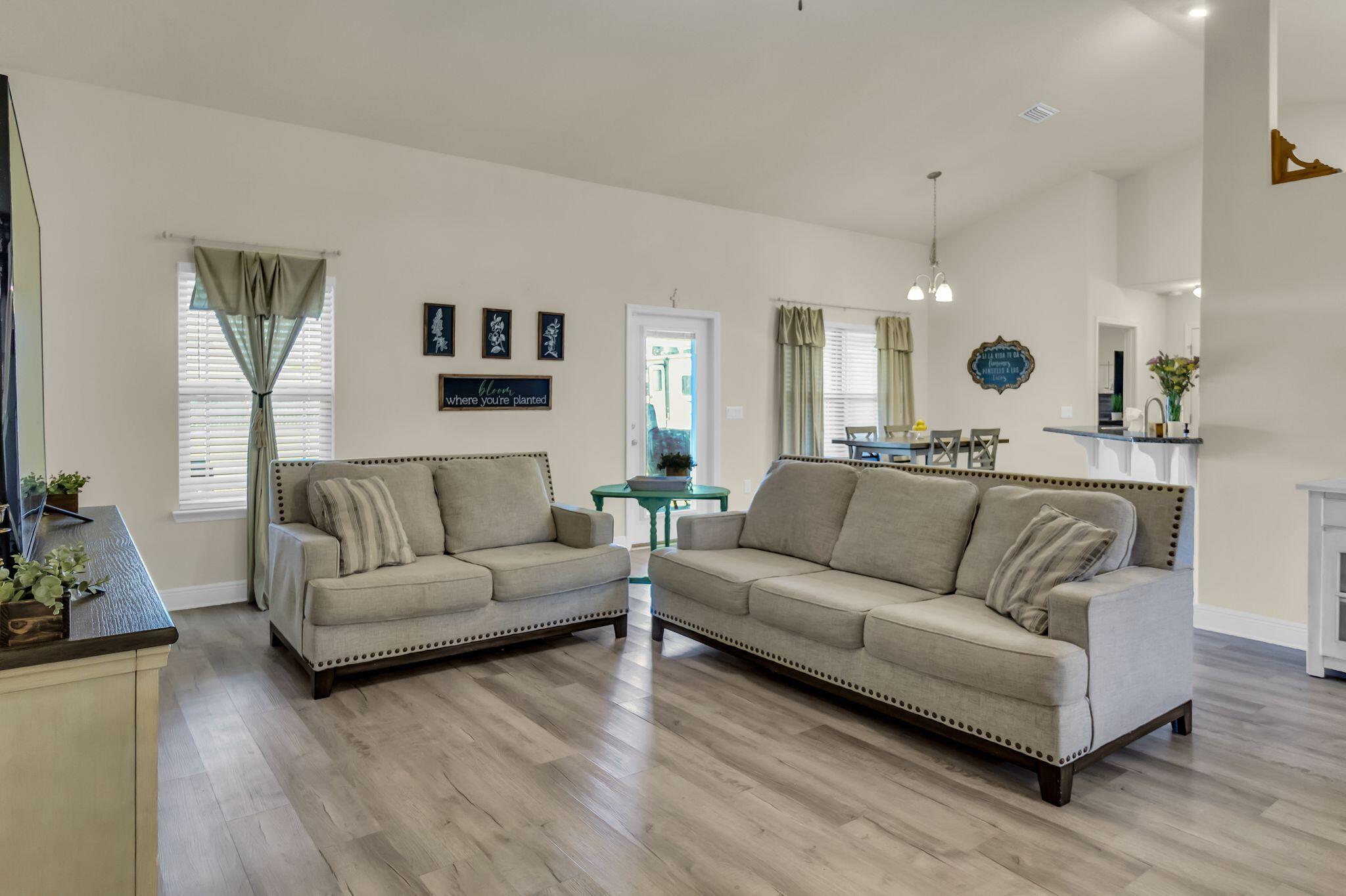WILLOW CREEK PLANTATION PH 2A - Residential Lease