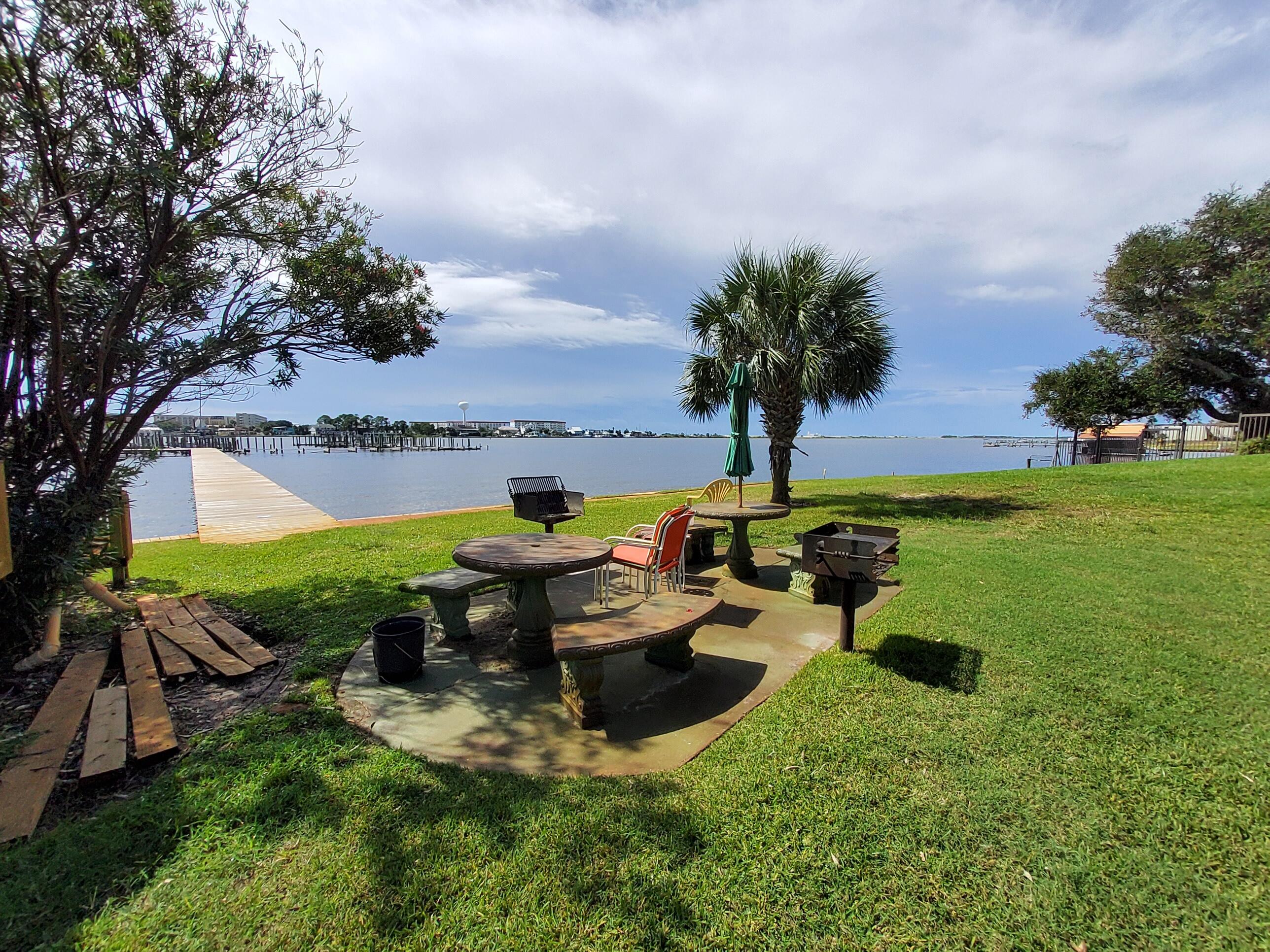 PIRATES BAY PH 1 - Residential