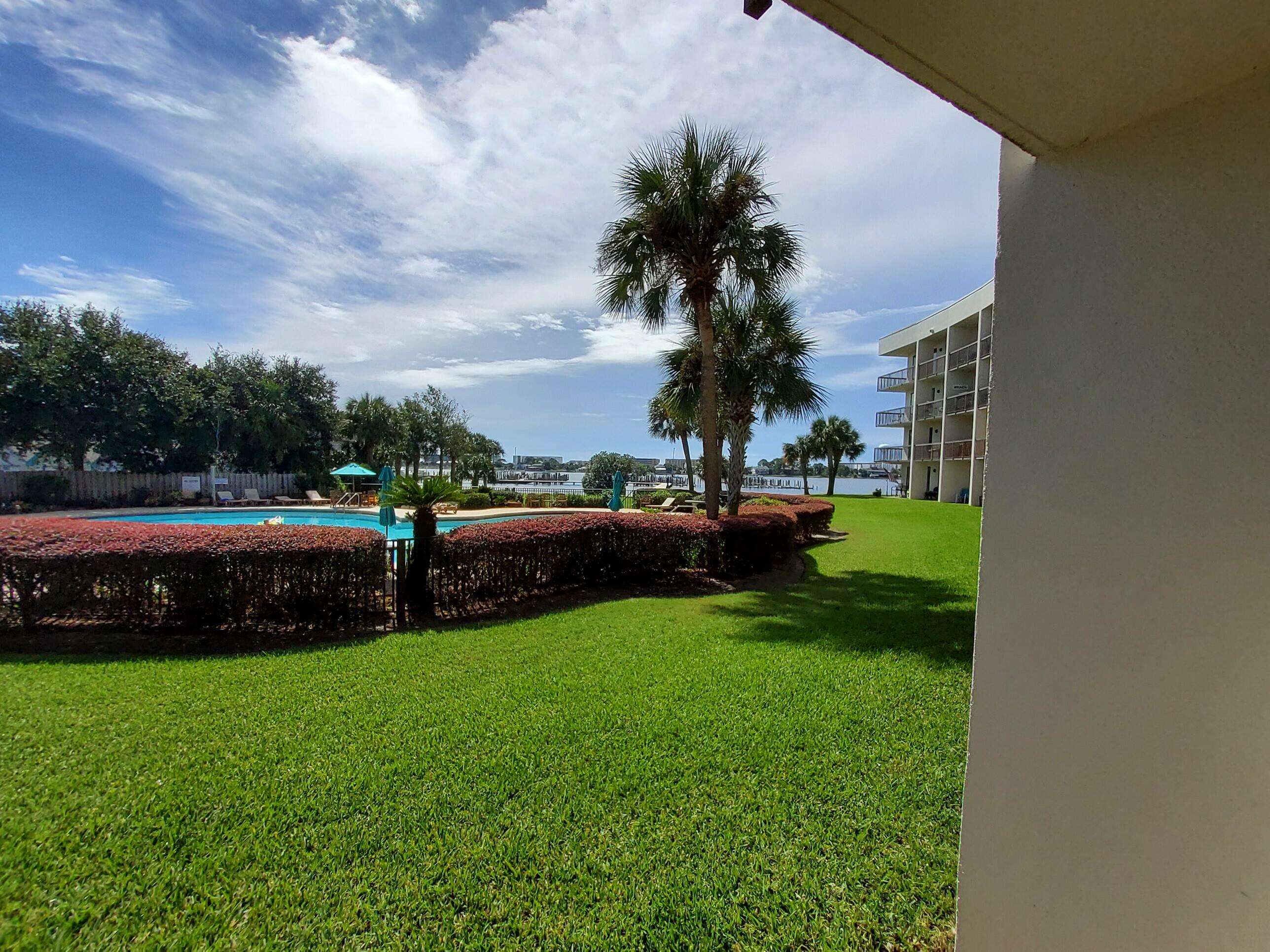 PIRATES BAY PH 1 - Residential