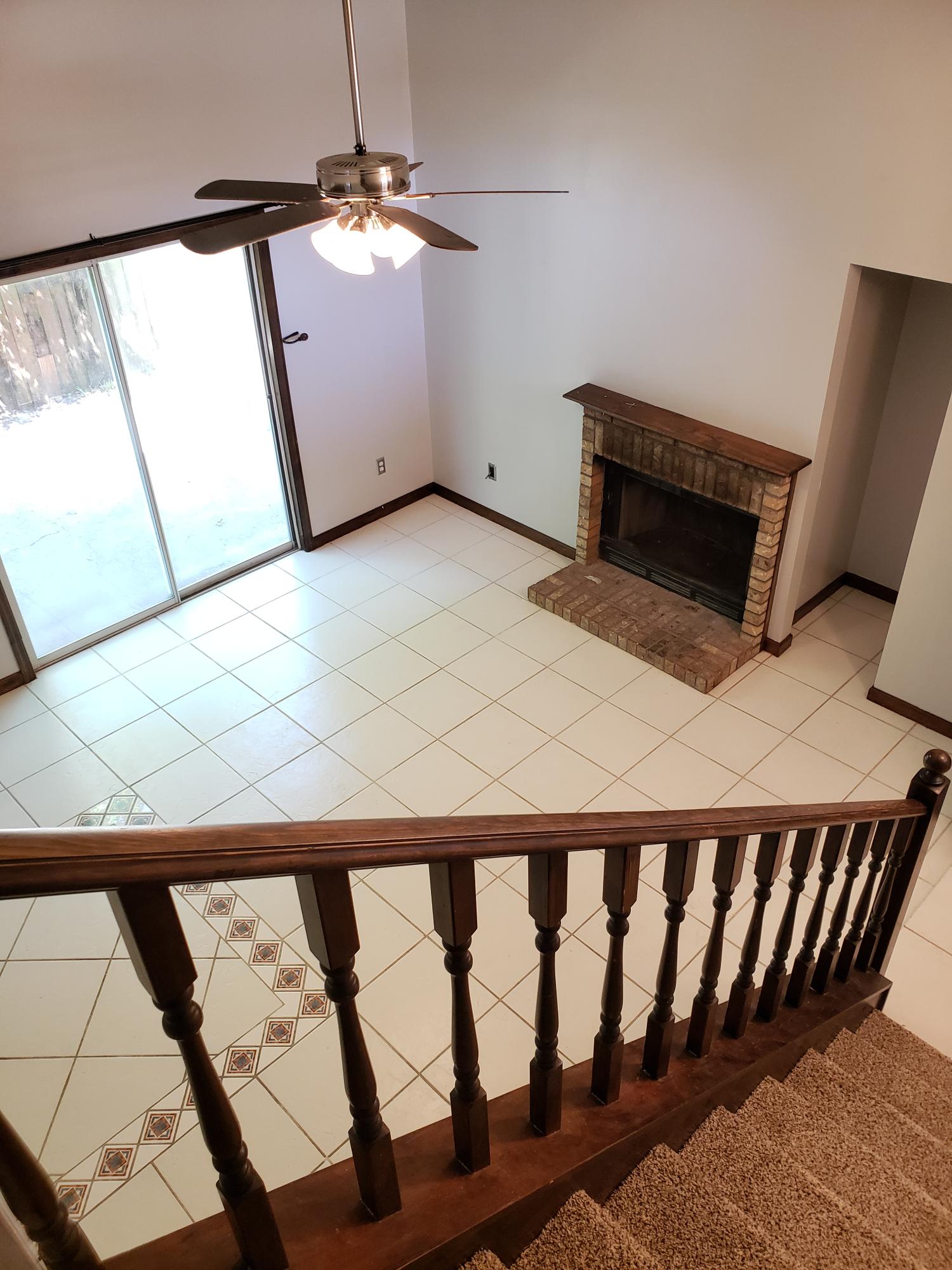 LIVE OAK MANORS - Residential Lease