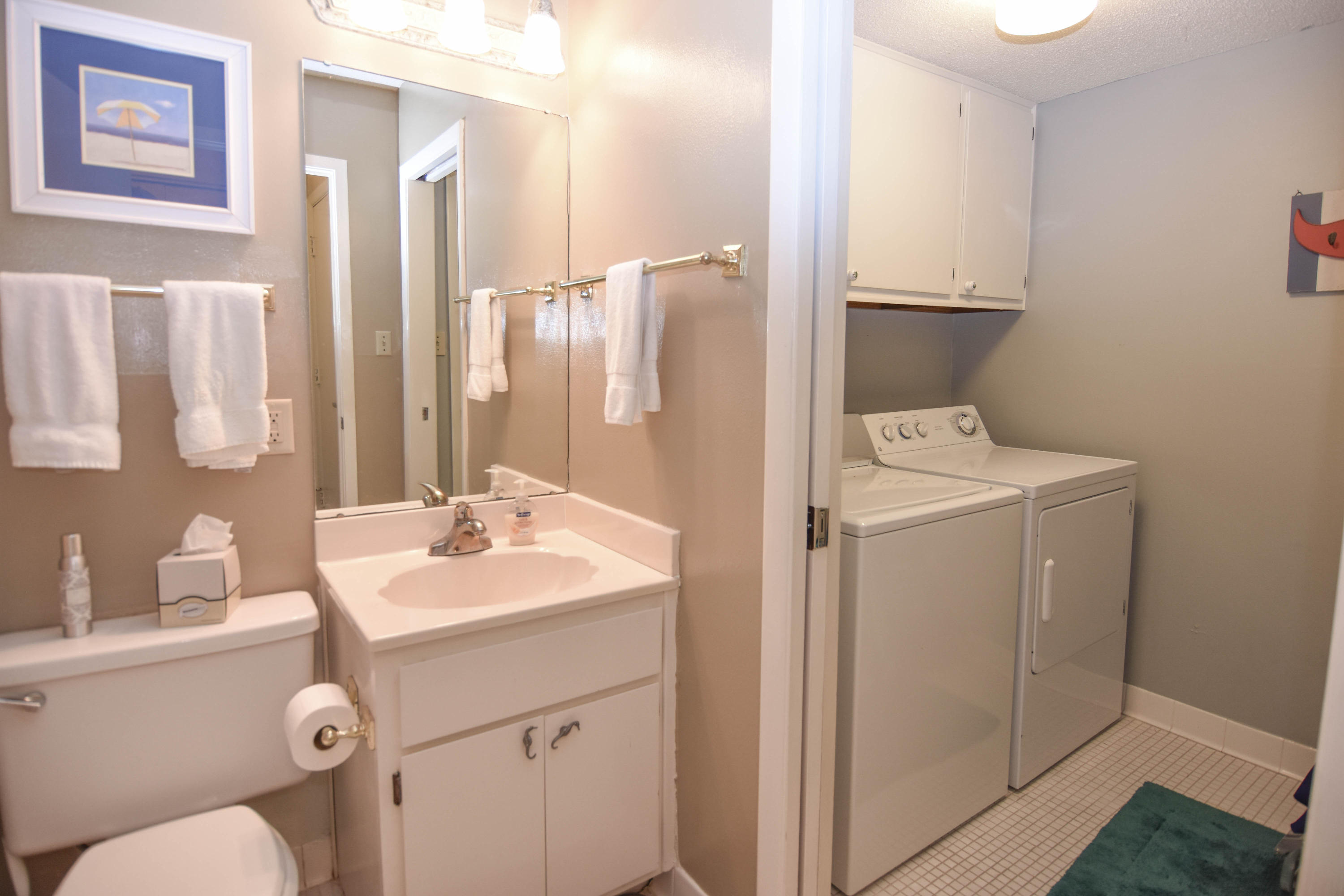 BAYOU VILLAGE CONDO PH 1 - Residential