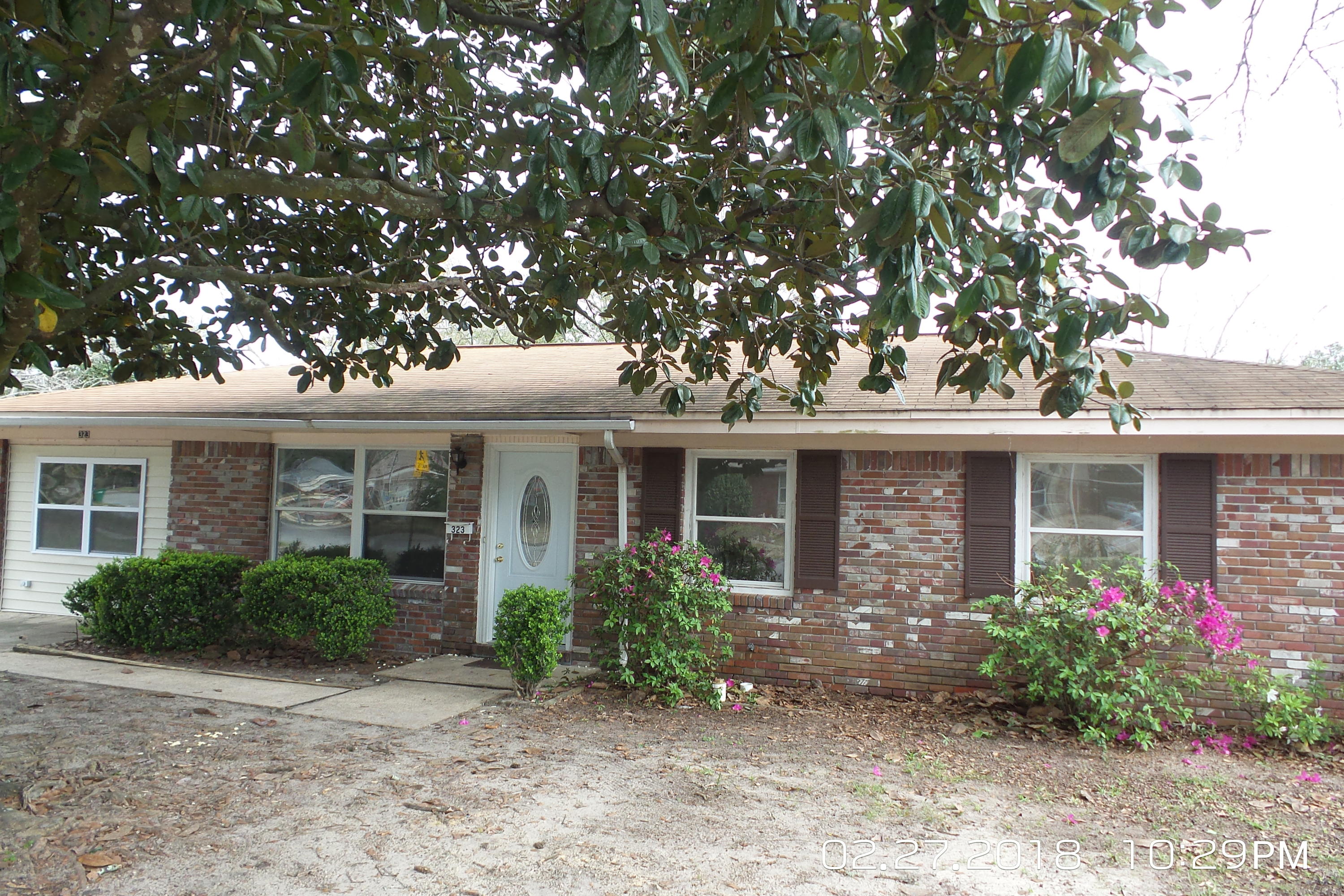 CAROL ANNE MANOR - Residential Lease