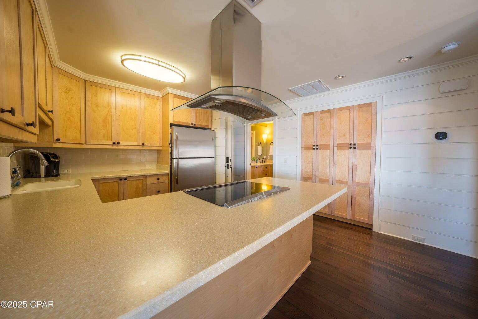 BAY POINT STUDIO VILLAS 3 CONDO - Residential