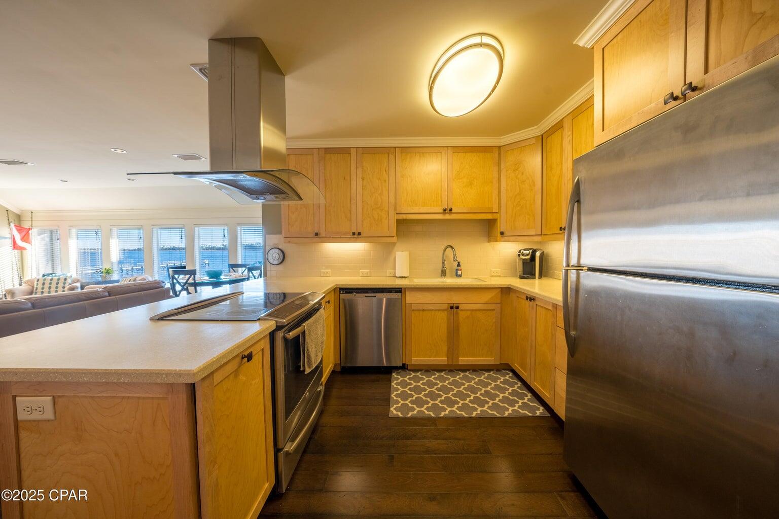 BAY POINT STUDIO VILLAS 3 CONDO - Residential