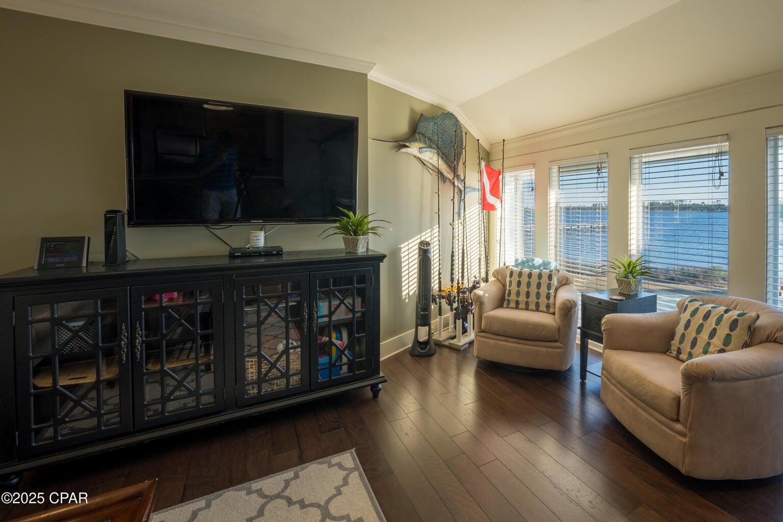 BAY POINT STUDIO VILLAS 3 CONDO - Residential