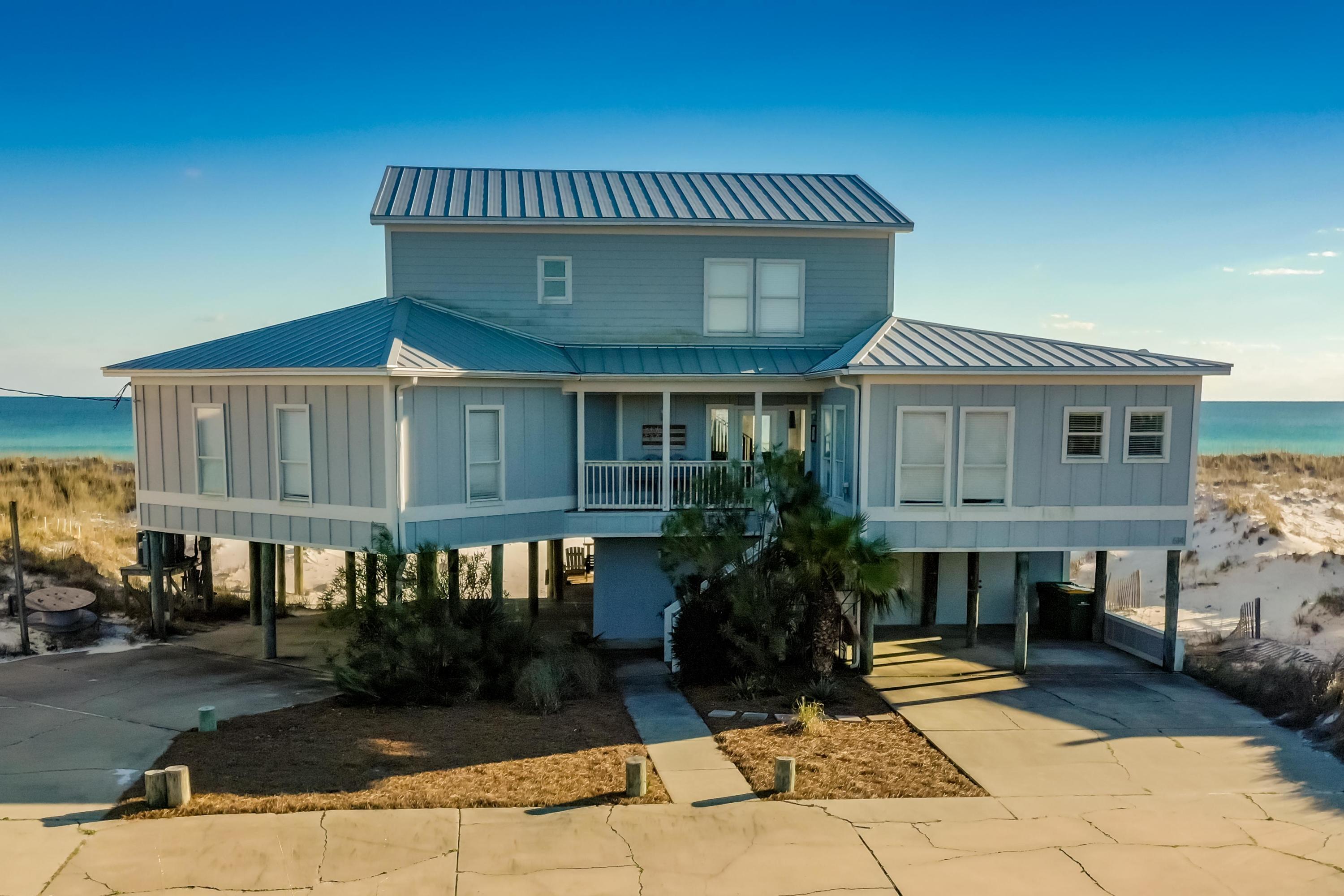 HOLIDAY ISLE - Residential
