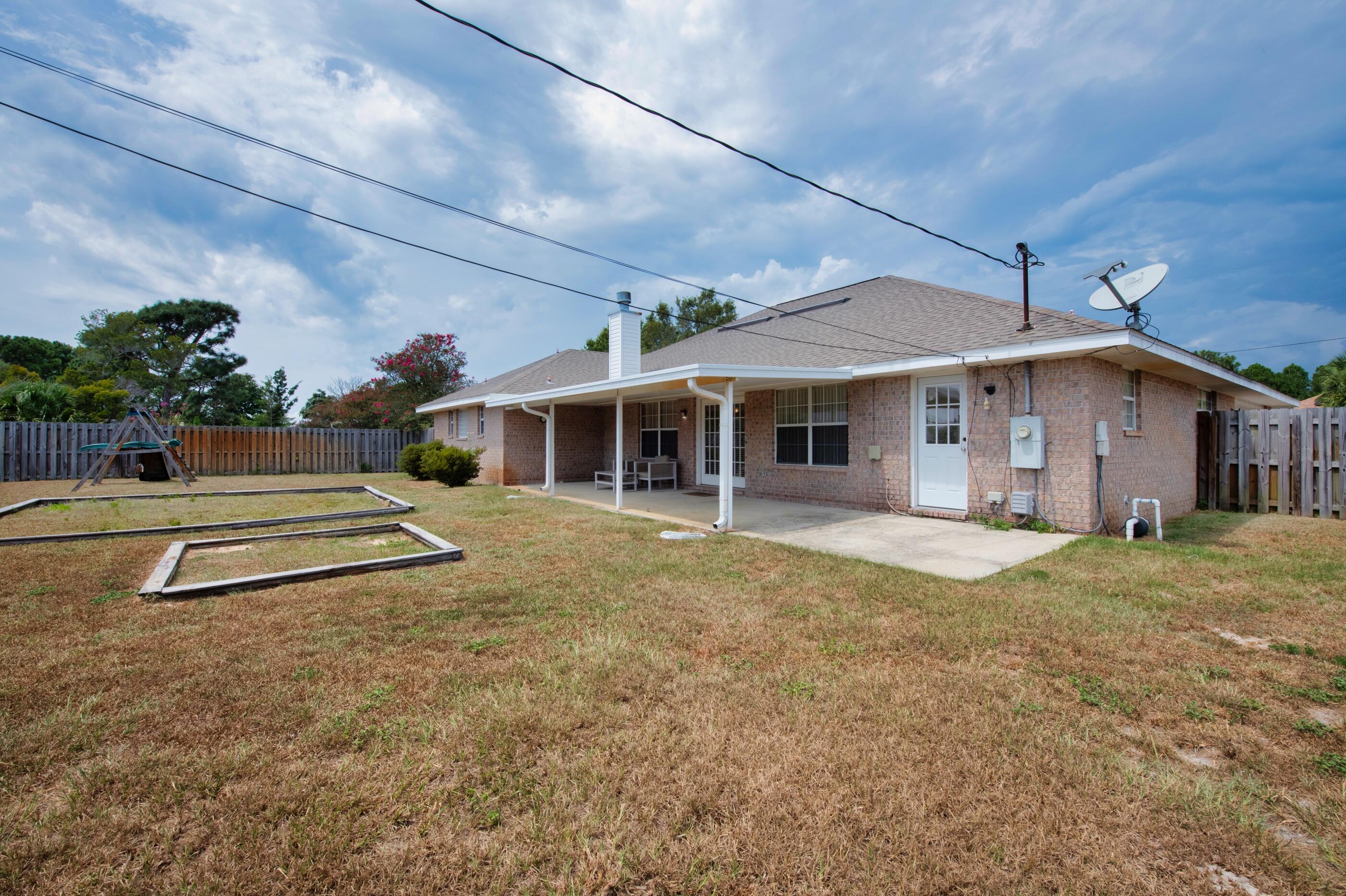 HAMPTON RIDGE ESTATES - Residential