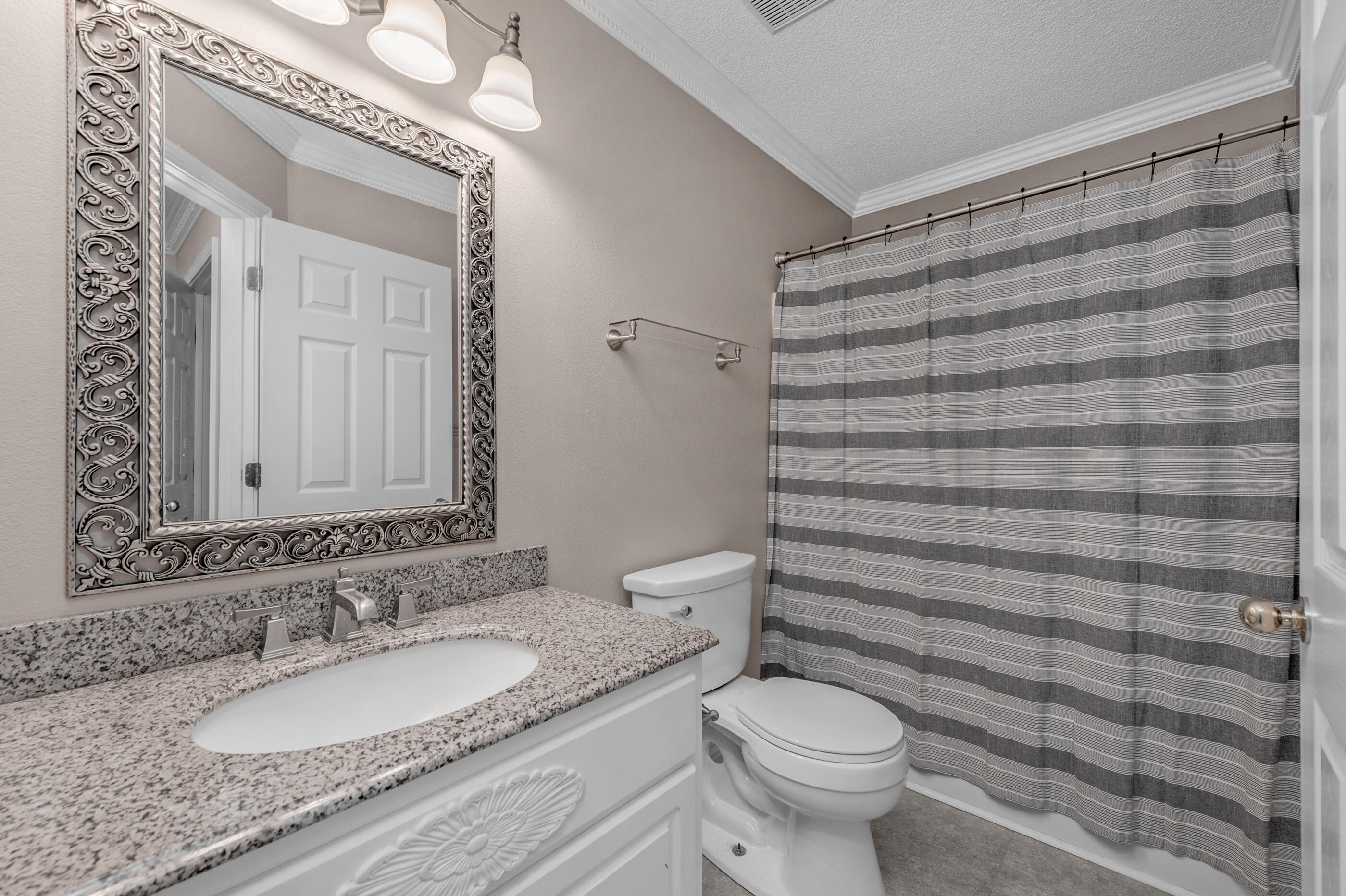 HAMPTON RIDGE ESTATES - Residential