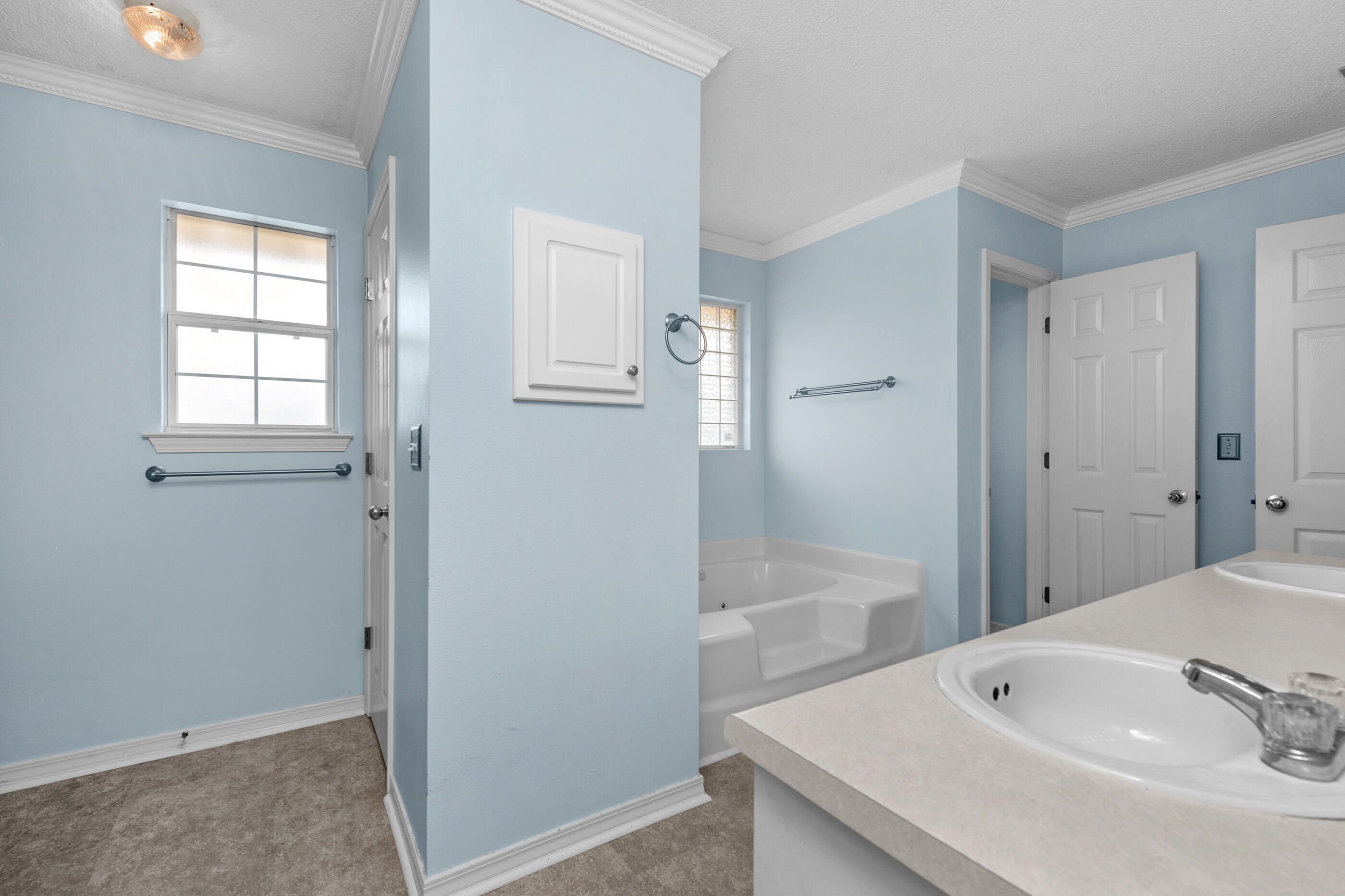 HAMPTON RIDGE ESTATES - Residential