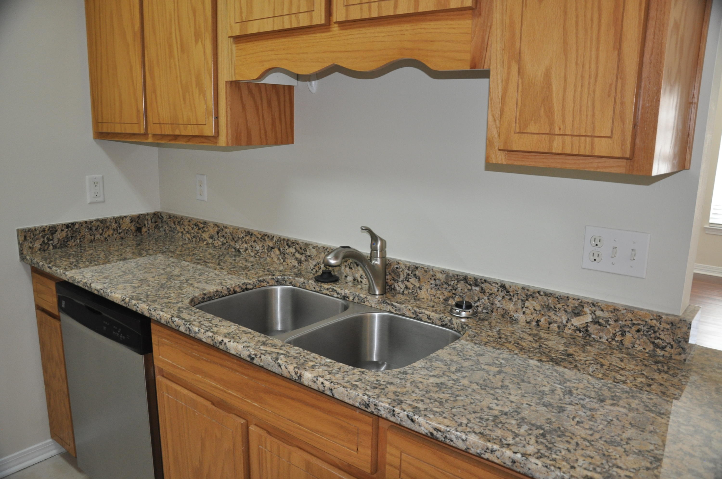 the Oaks at Niceville condo, unit 219, building #5 - Residential