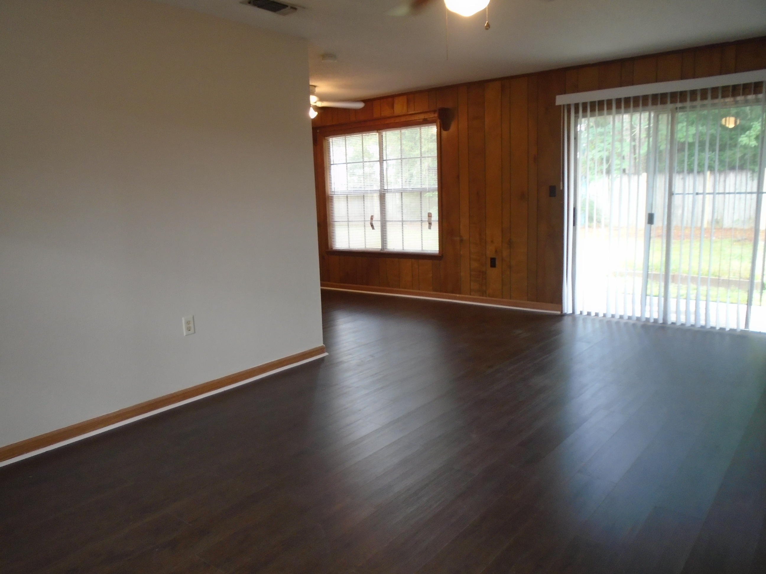 PINE MEADOWS - Residential Lease