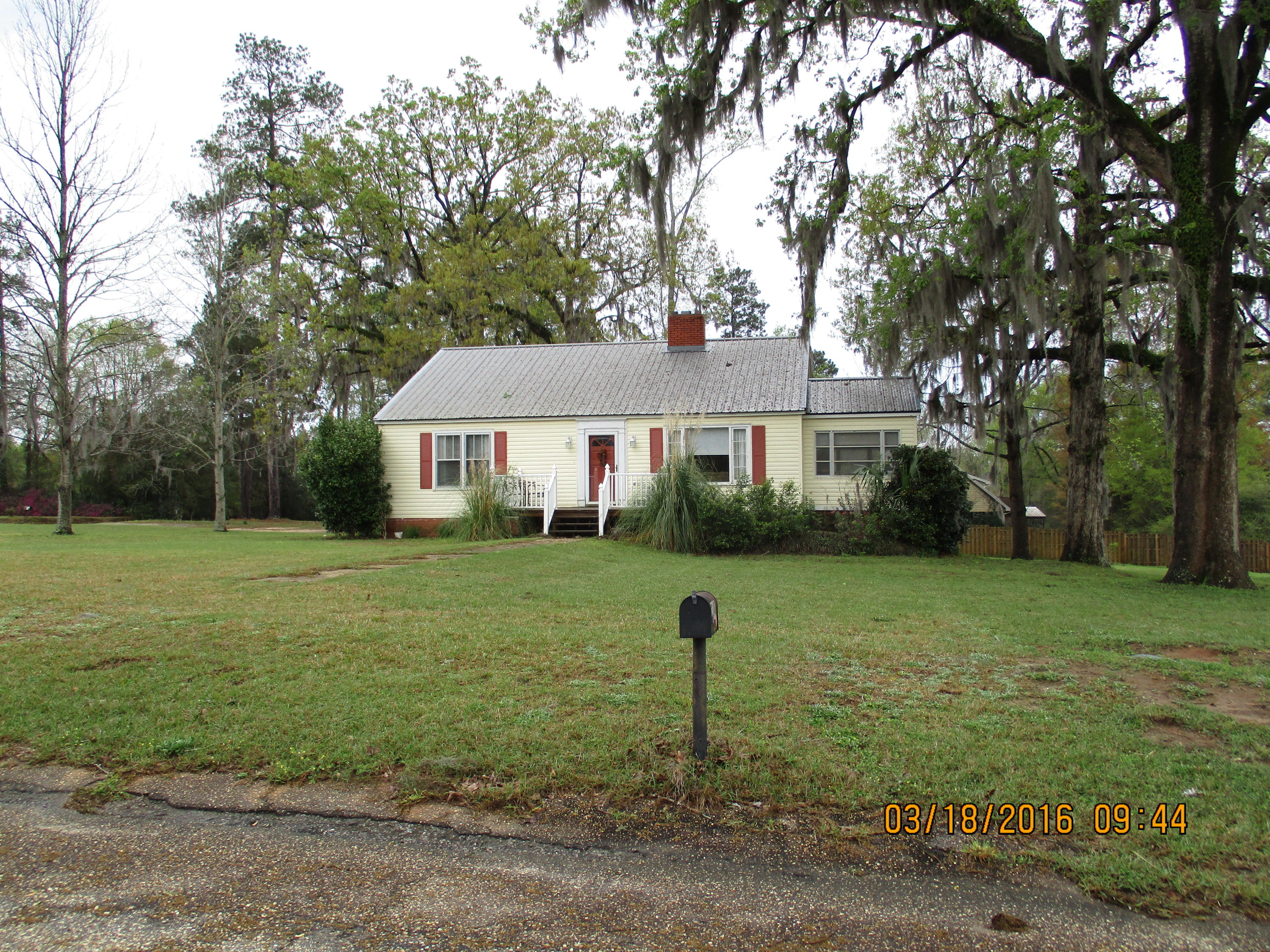 GARRETTS ADD TO CITY OF FLORALA - Residential