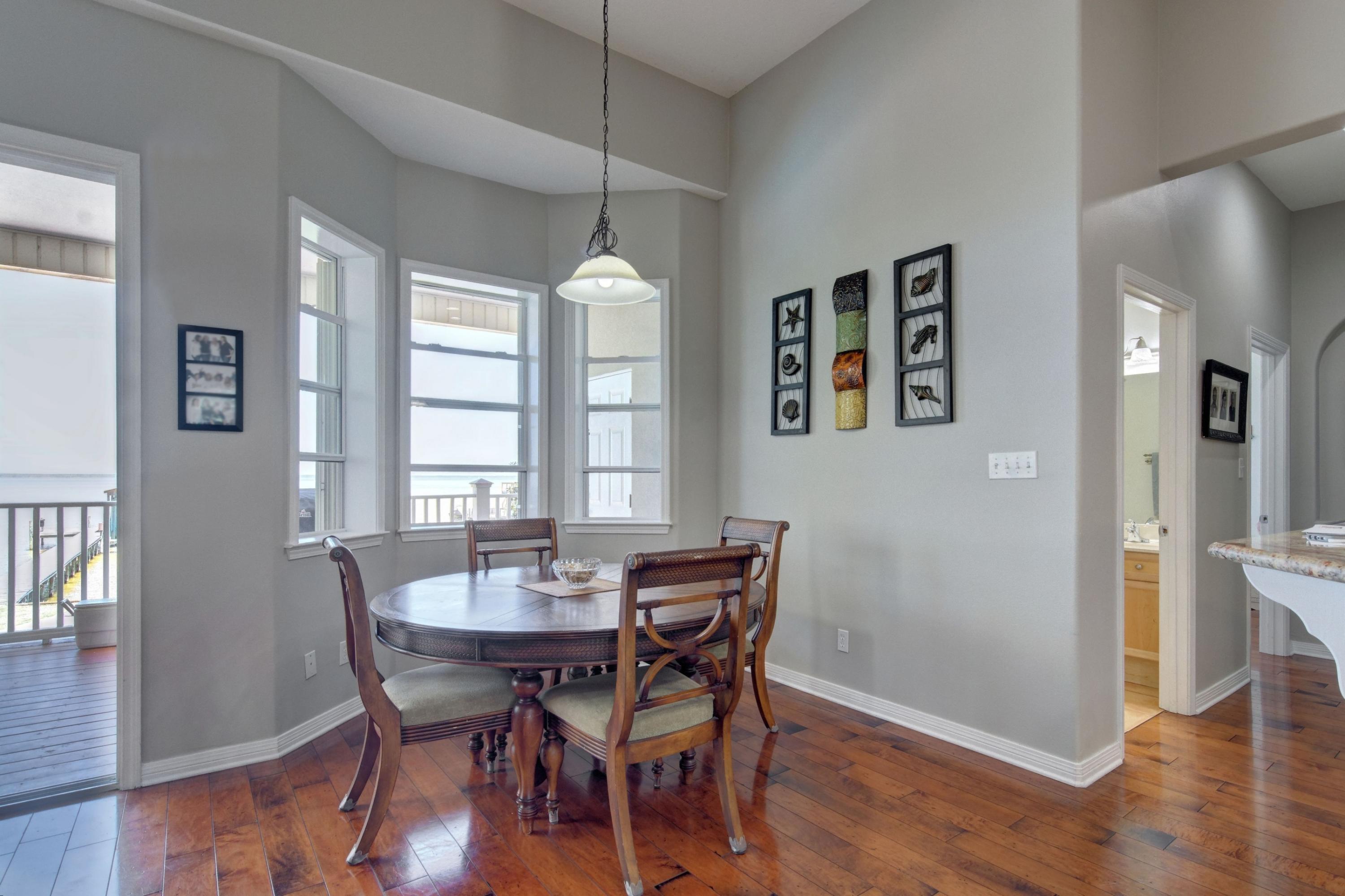 SHELTER COVE ESTATES - Residential