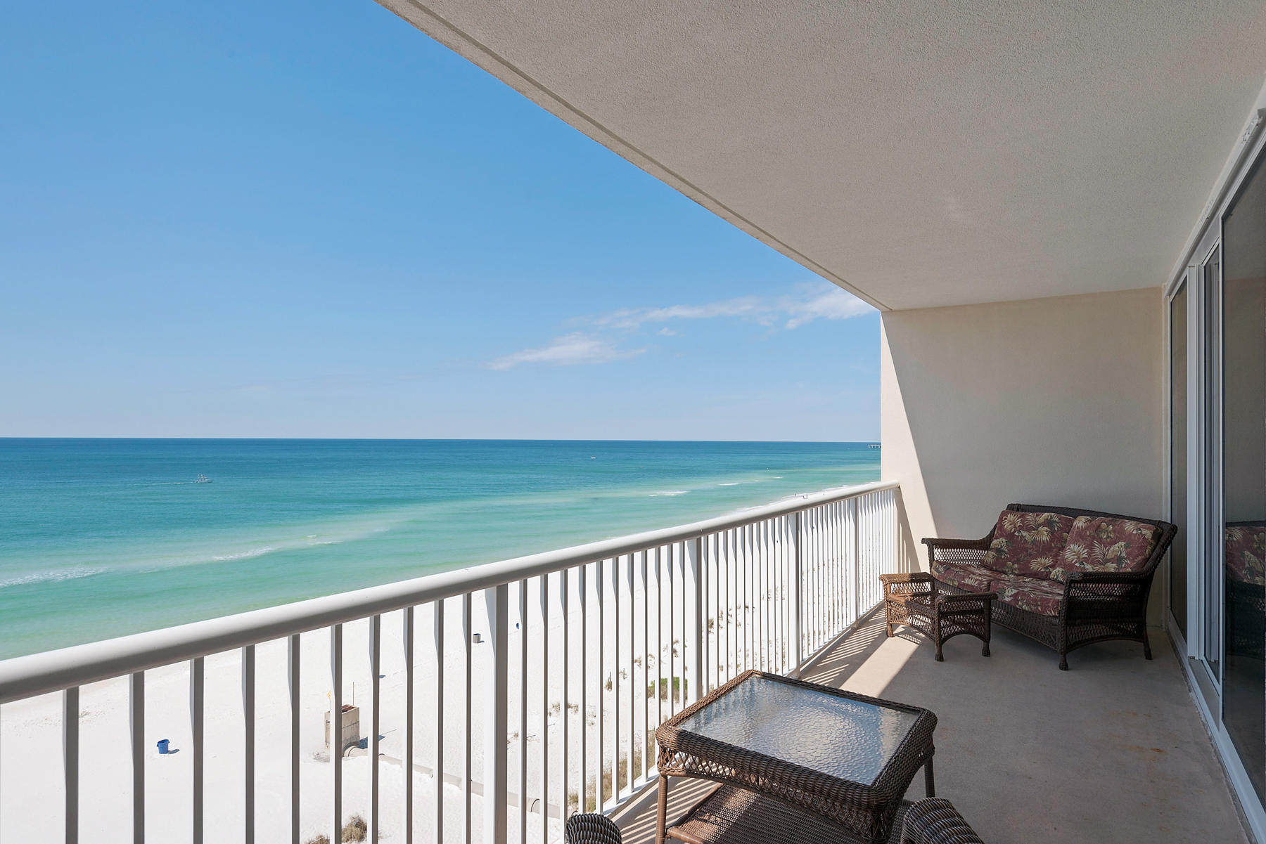 MAJESTIC BEACH TOWERS I - Residential