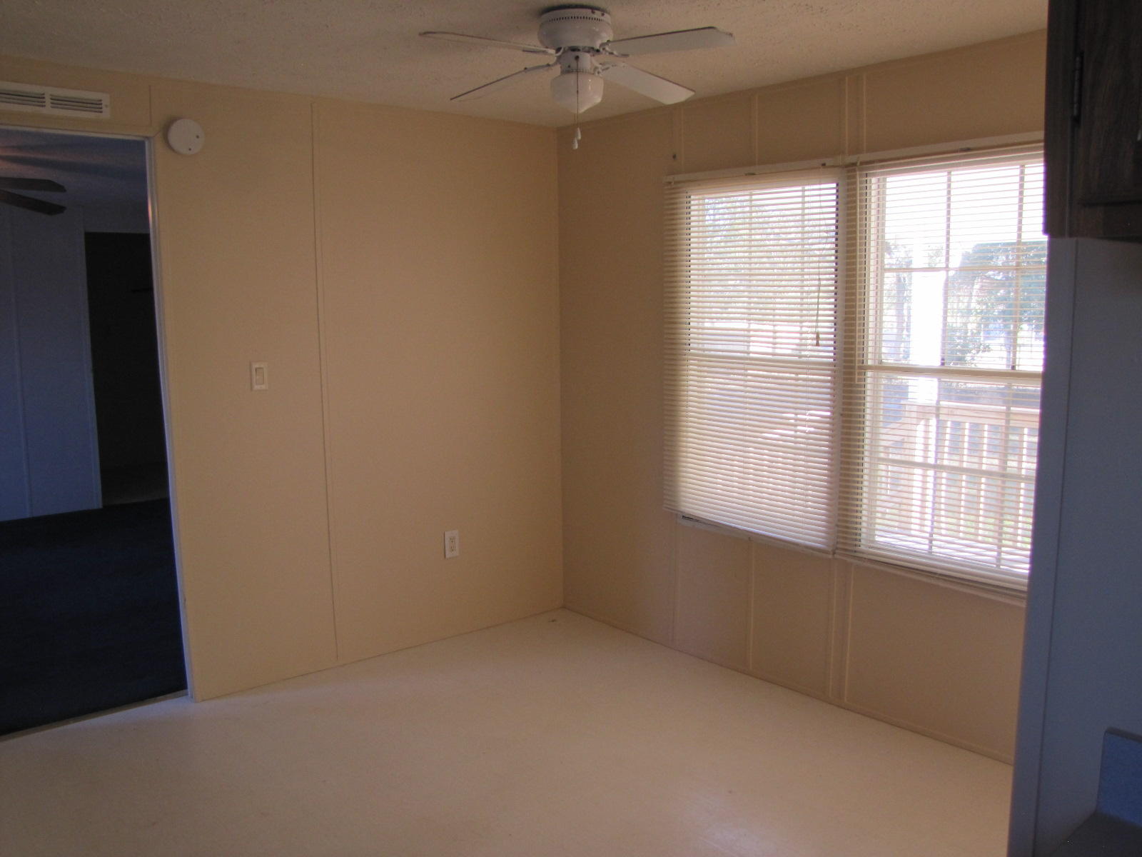 METES & BOUNDS - Residential Lease