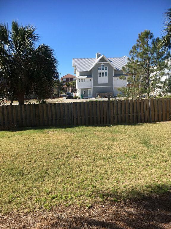 BEACHSIDE VILLAS CONDO - Residential