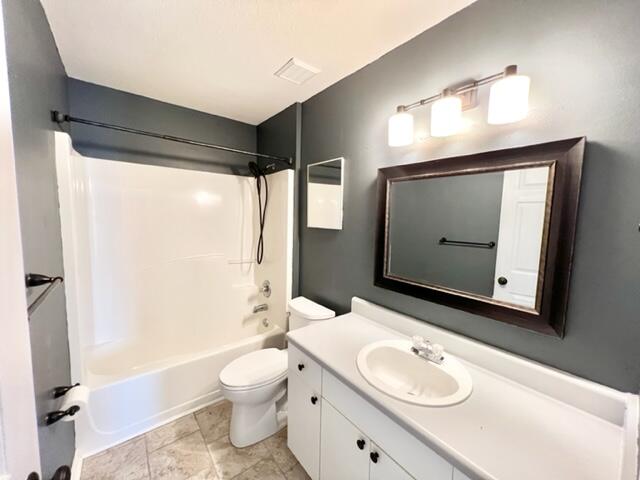 SOUTHWAY EST - Residential Lease