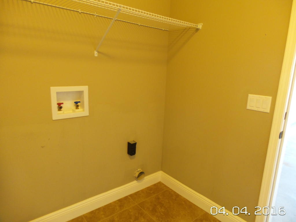 Duggan Pond Estates - Residential Lease