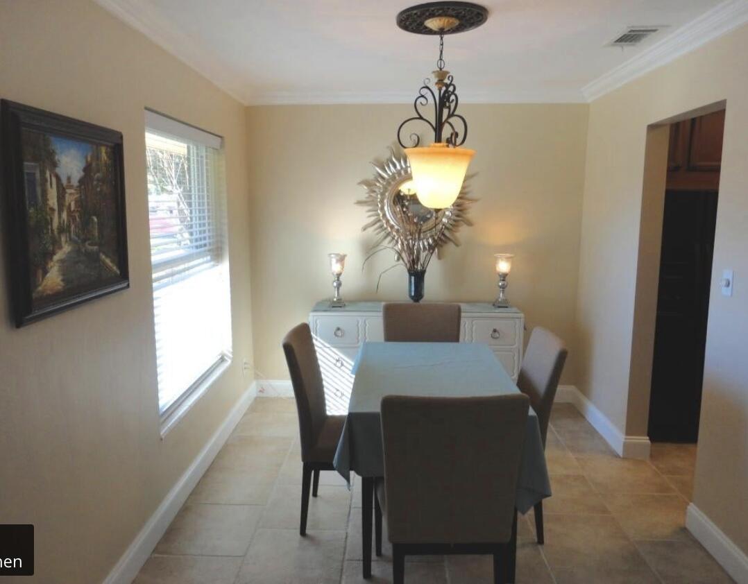 OAK TREE PARK - Residential Lease