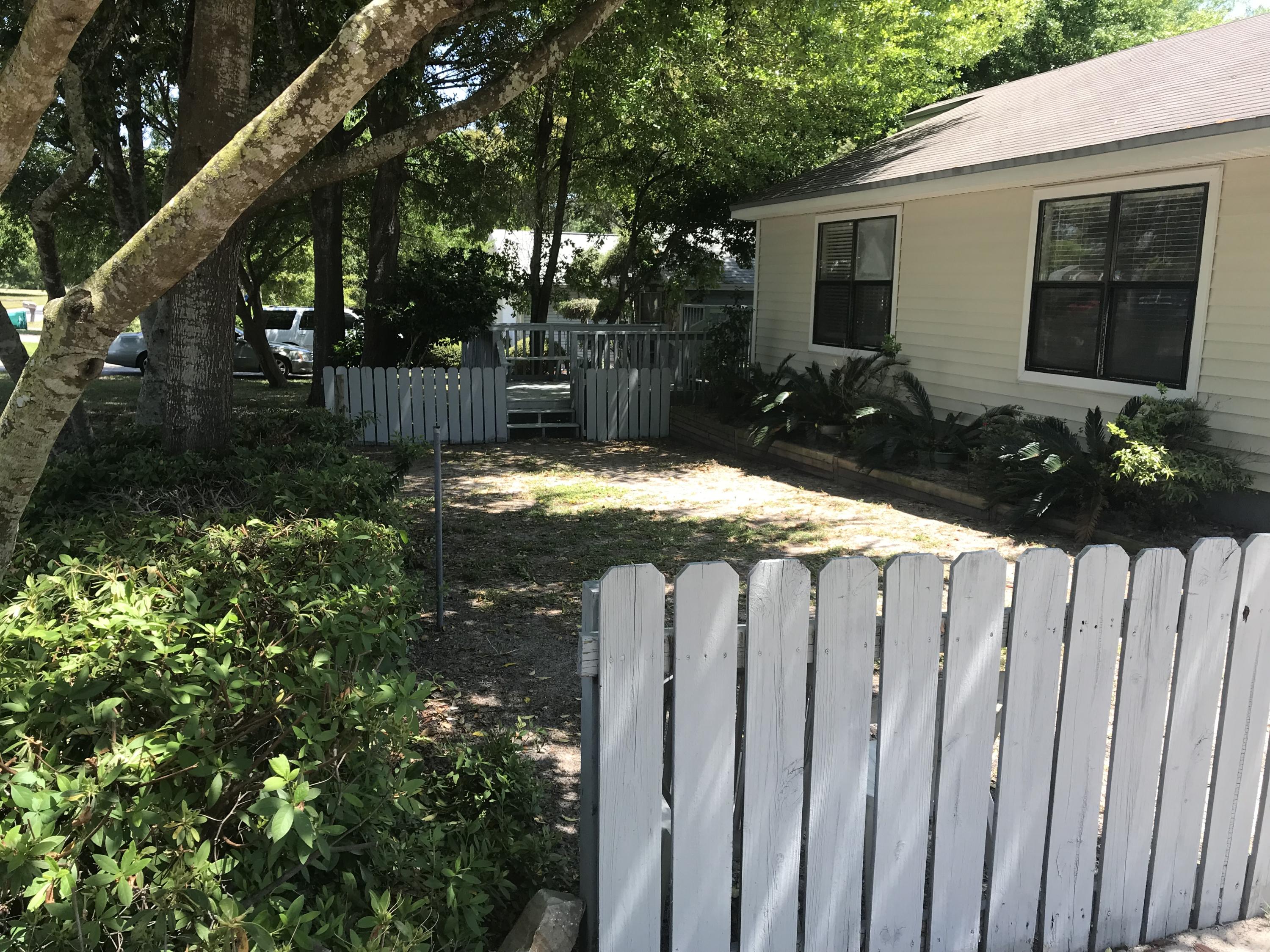 PORT DIXIE - Residential Lease