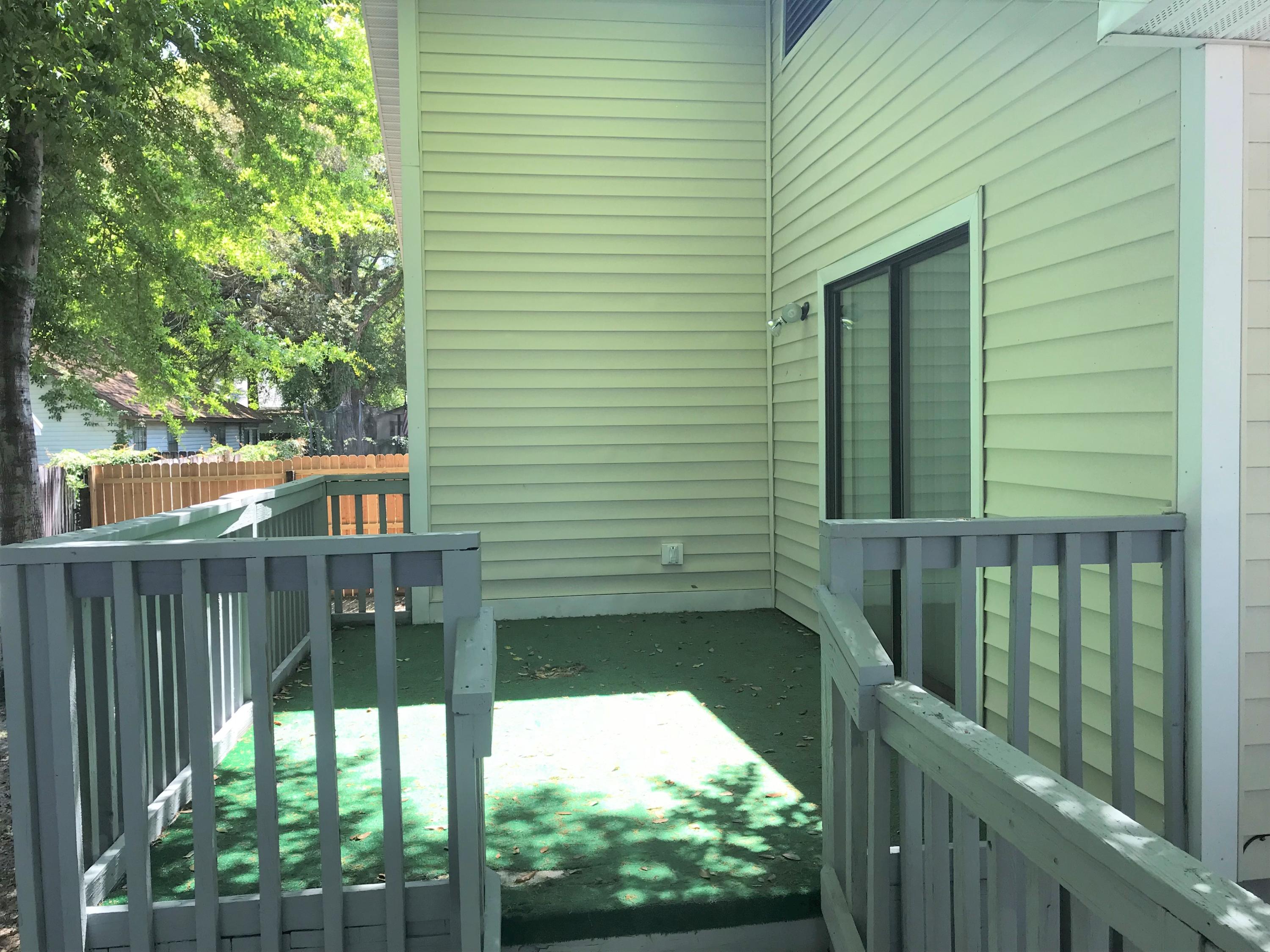 PORT DIXIE - Residential Lease