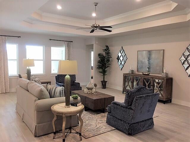 HILLWOOD ESTATES - Residential