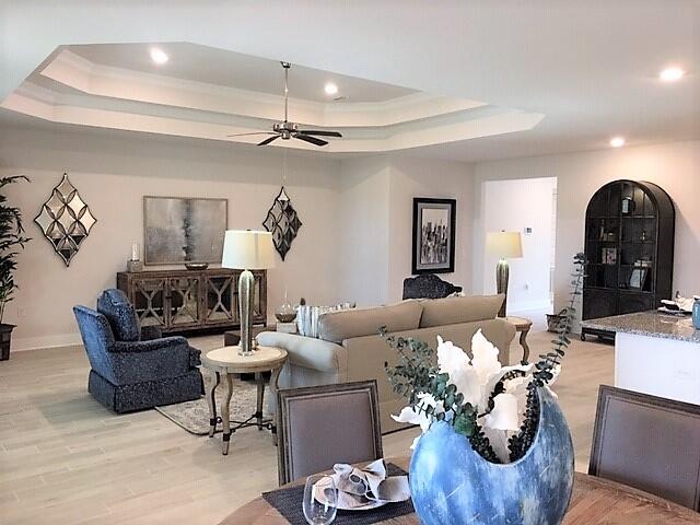 HILLWOOD ESTATES - Residential