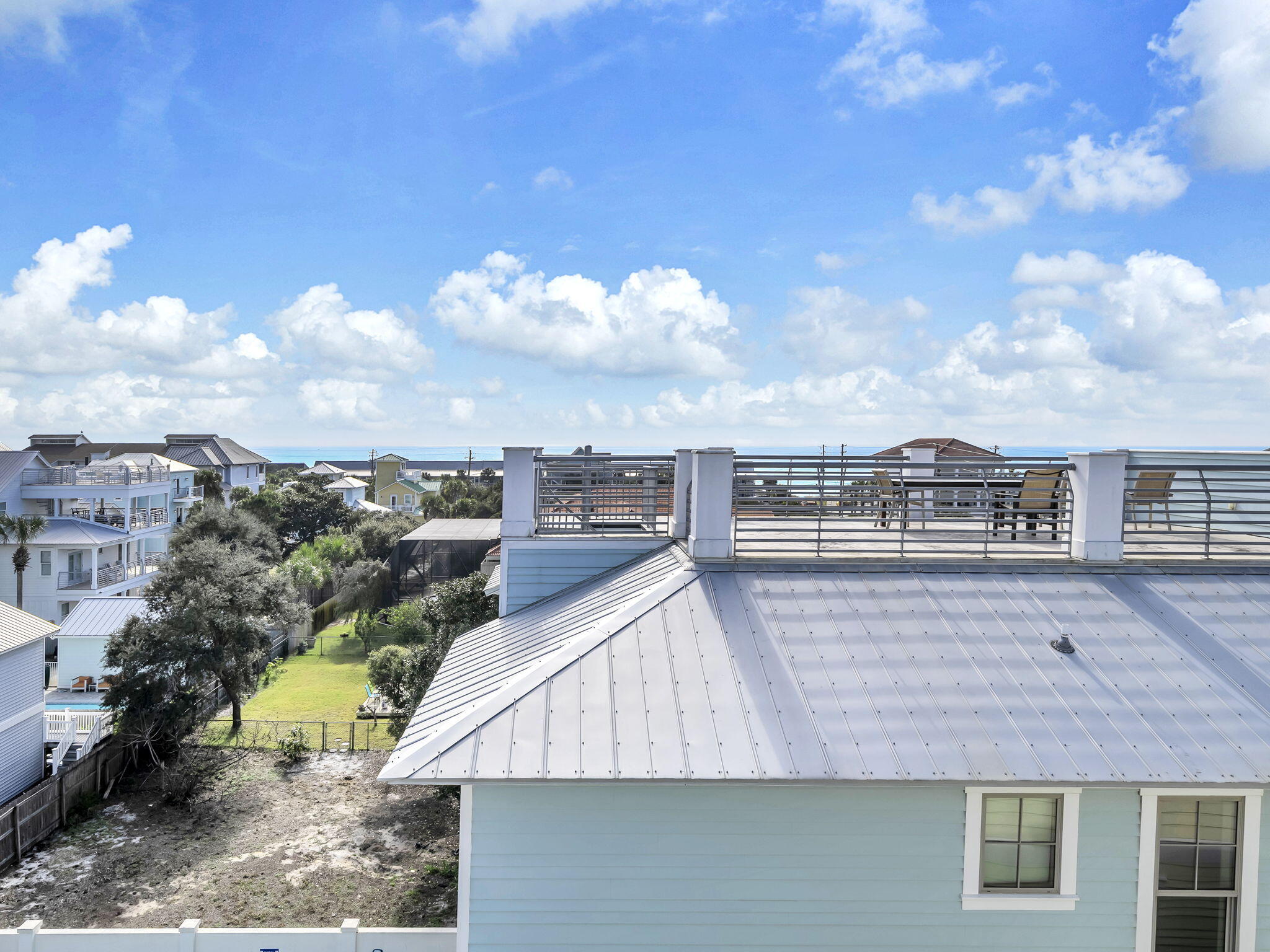 CRYSTAL BEACH - Residential