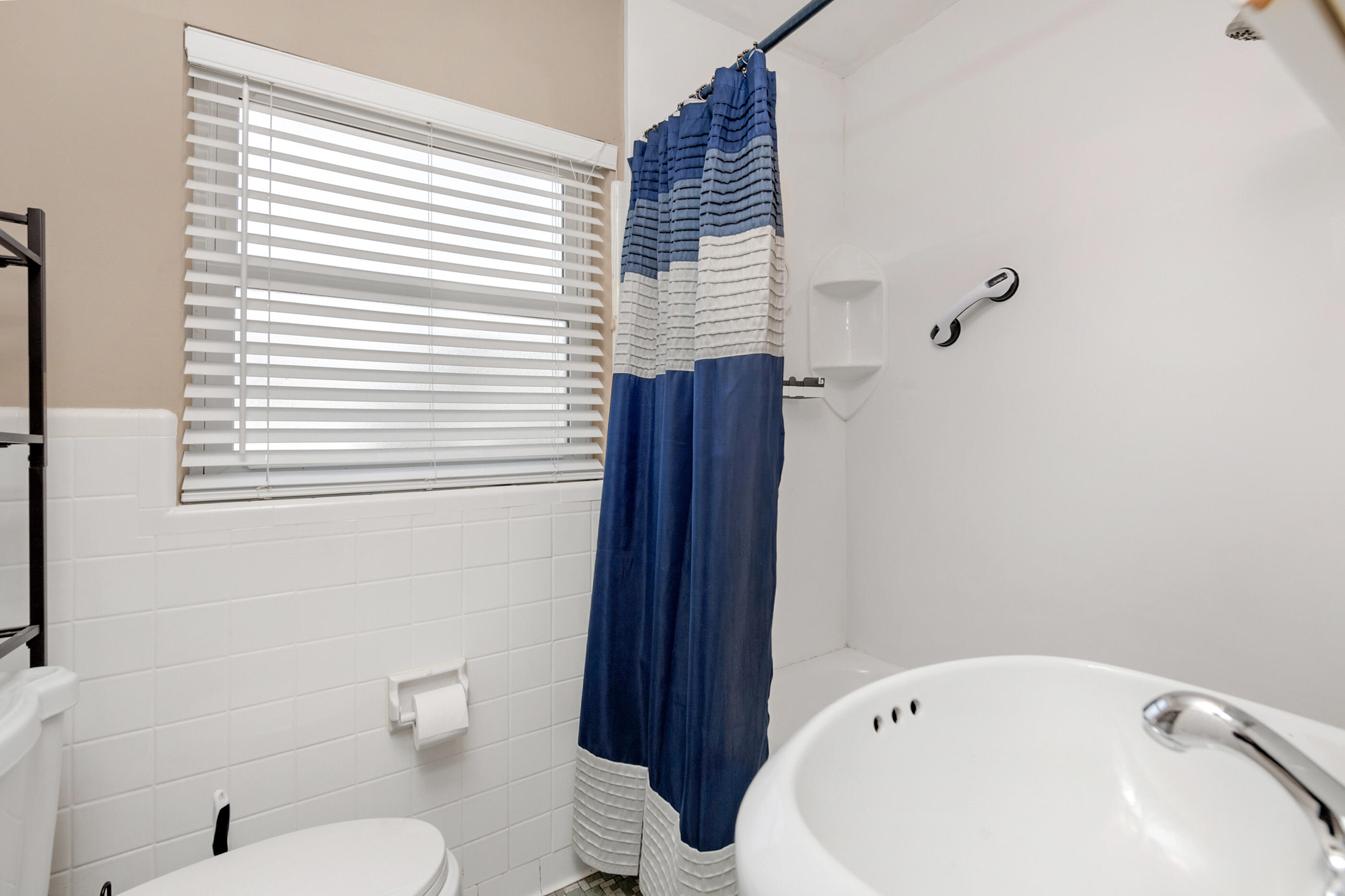 Vesta Hts 1st - Residential
