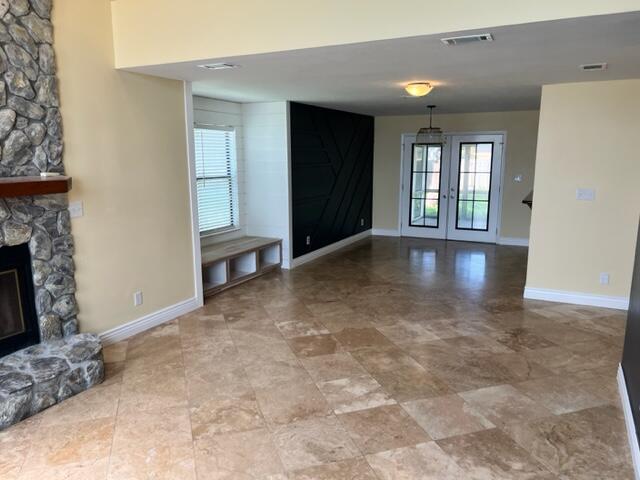 DOLPHIN ESTATES - Residential Lease