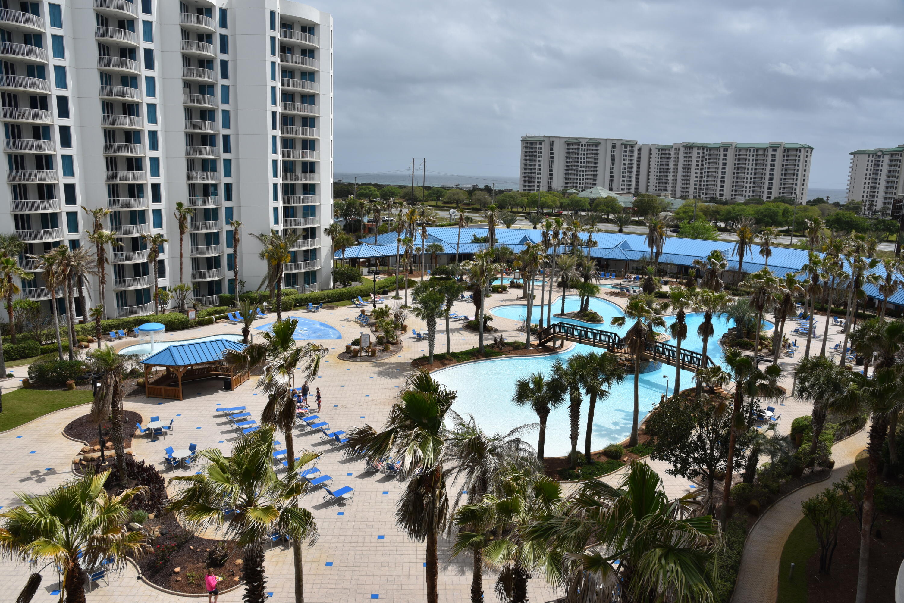 THE PALMS OF DESTIN - Residential