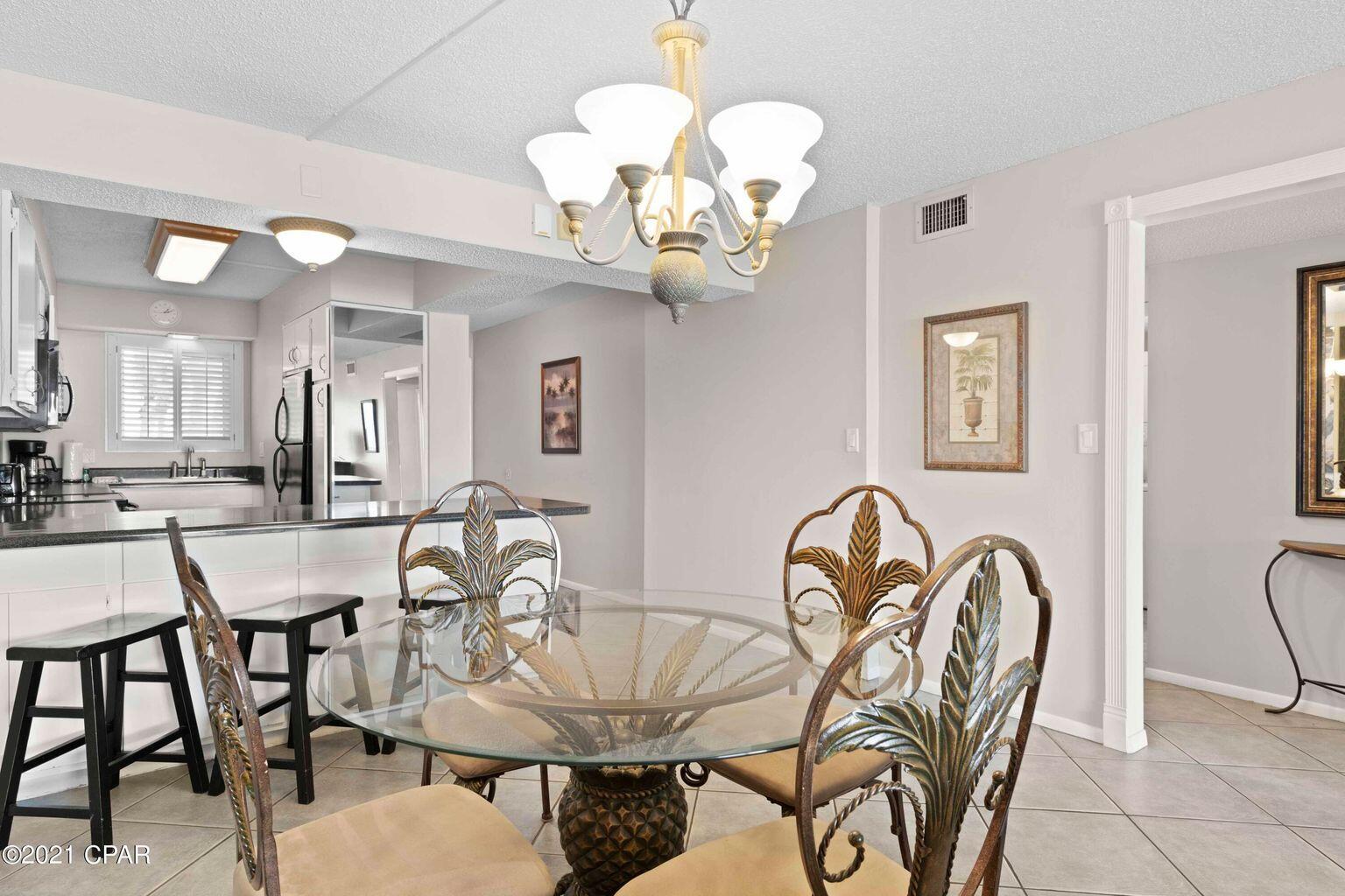 REGENCY TOWERS - Residential