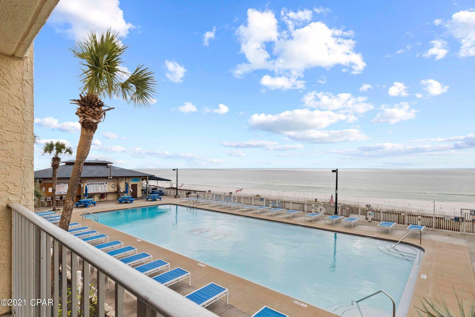 REGENCY TOWERS - Residential