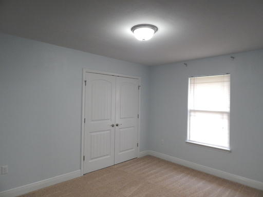 SILVER CREEK ESTATES - Residential Lease