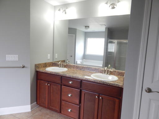 SILVER CREEK ESTATES - Residential Lease