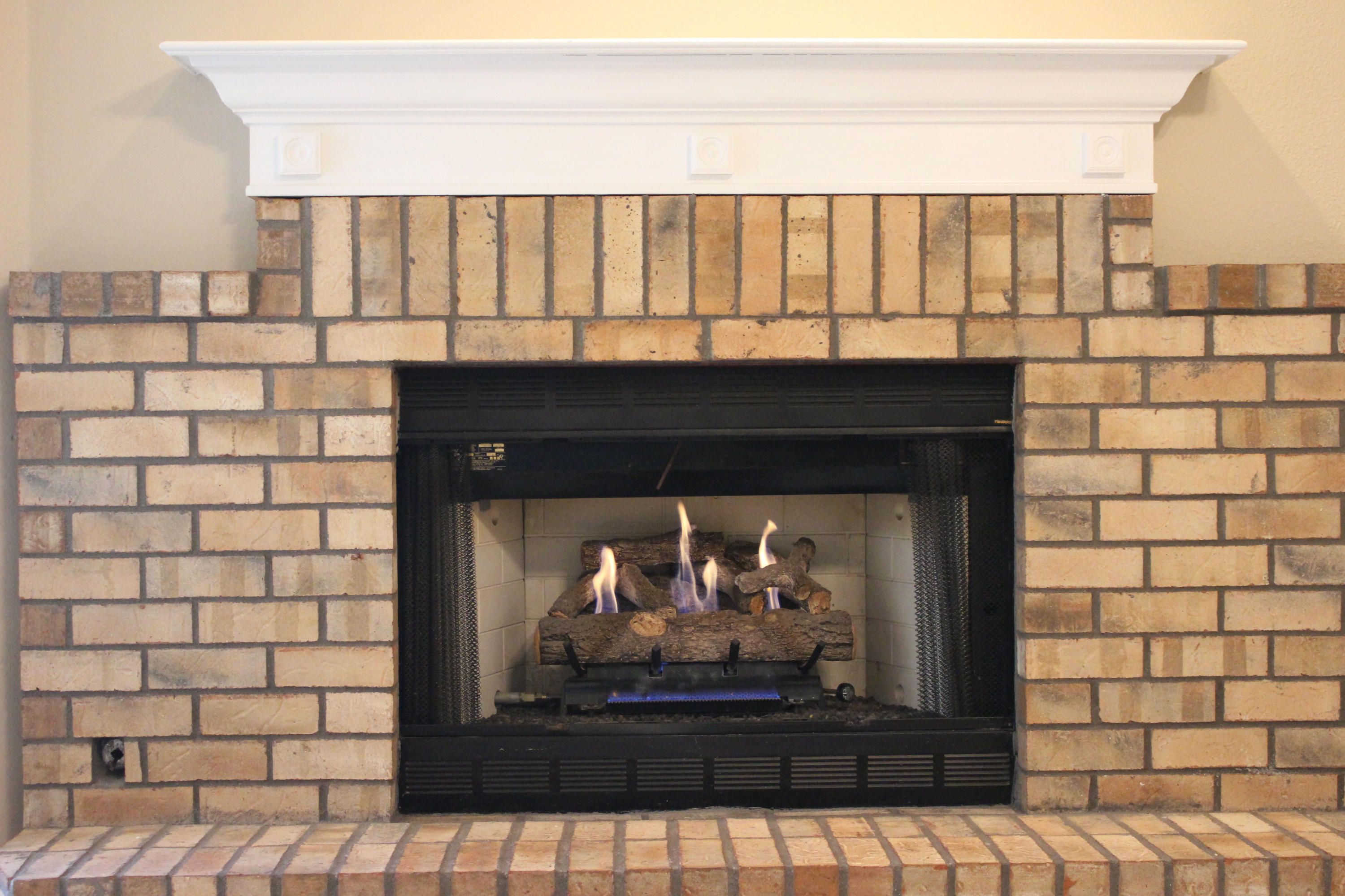 RIVERCHASE S/D PH 1 - Residential Lease