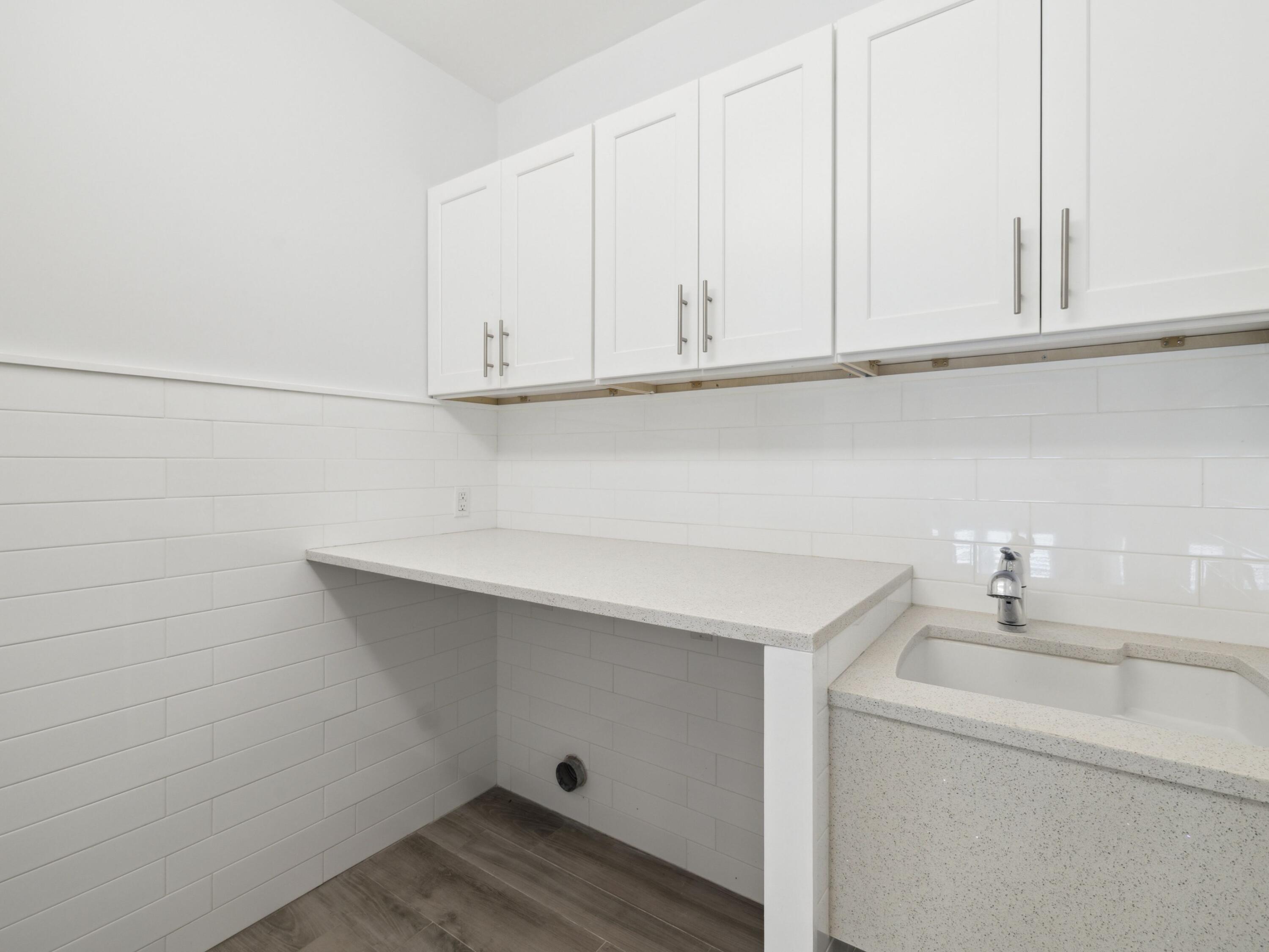 Bayshore Pines - Residential