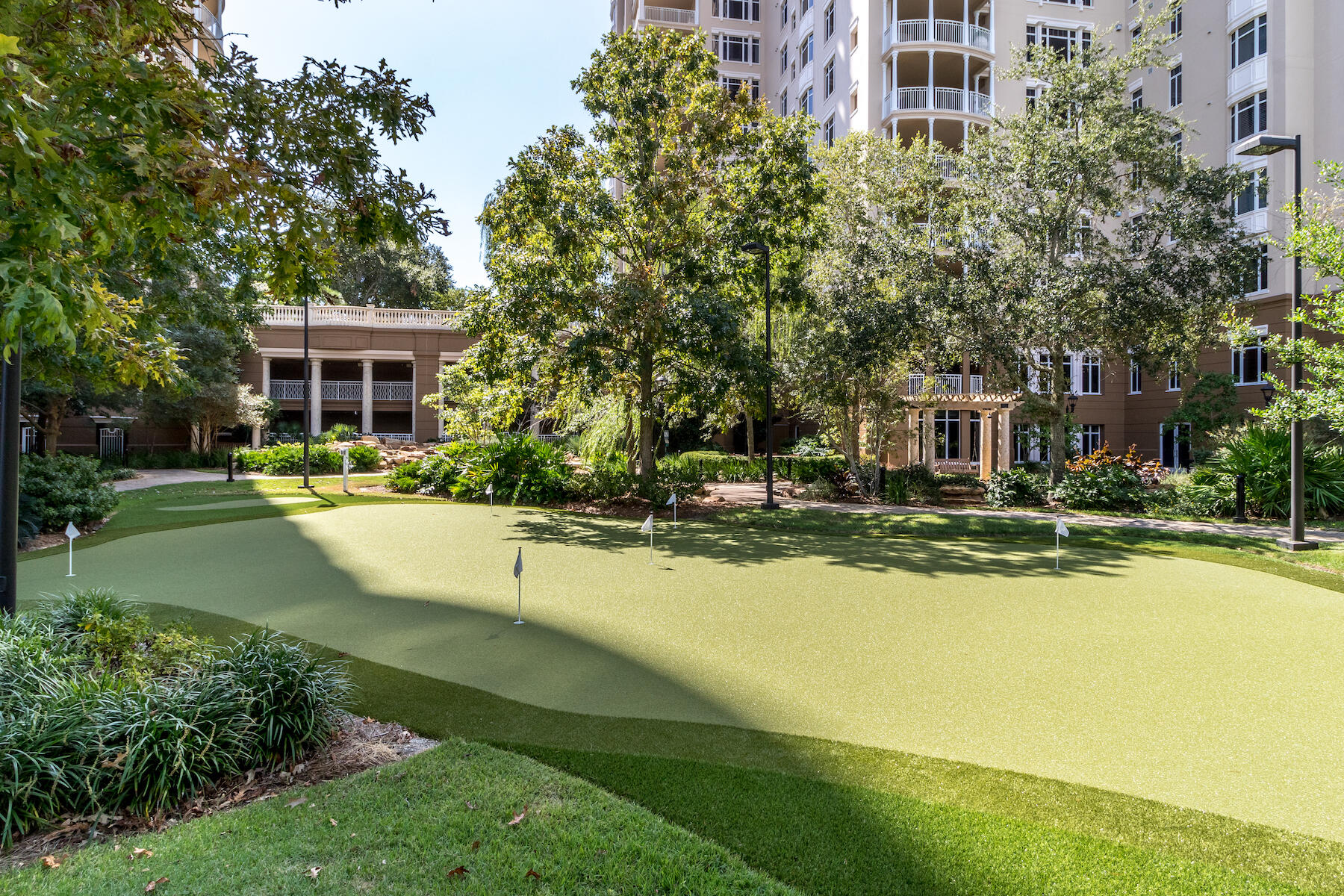 ONE WATER PLACE - Residential