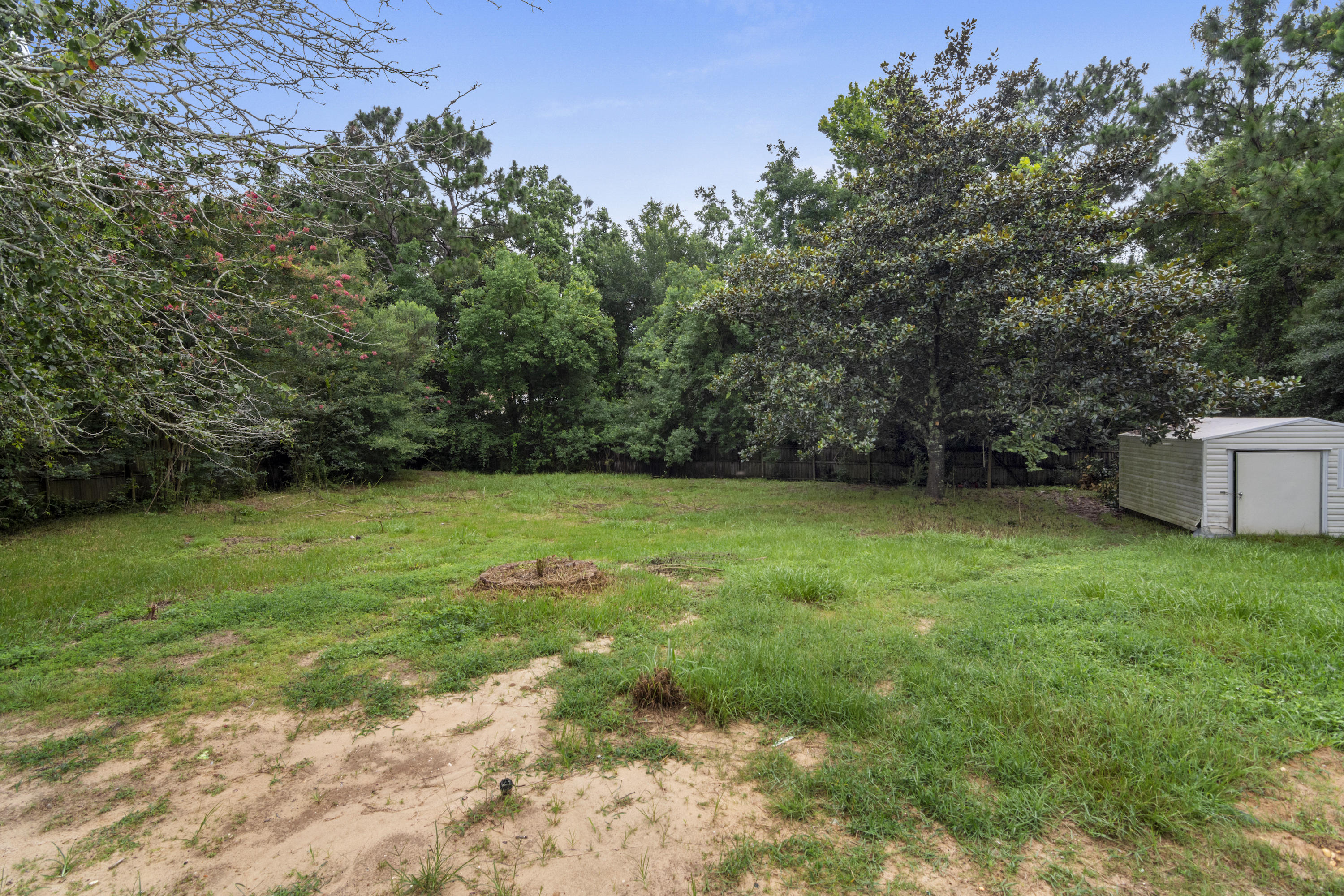 APLIN HEIGHTS S/D PH 2 - Residential Lease