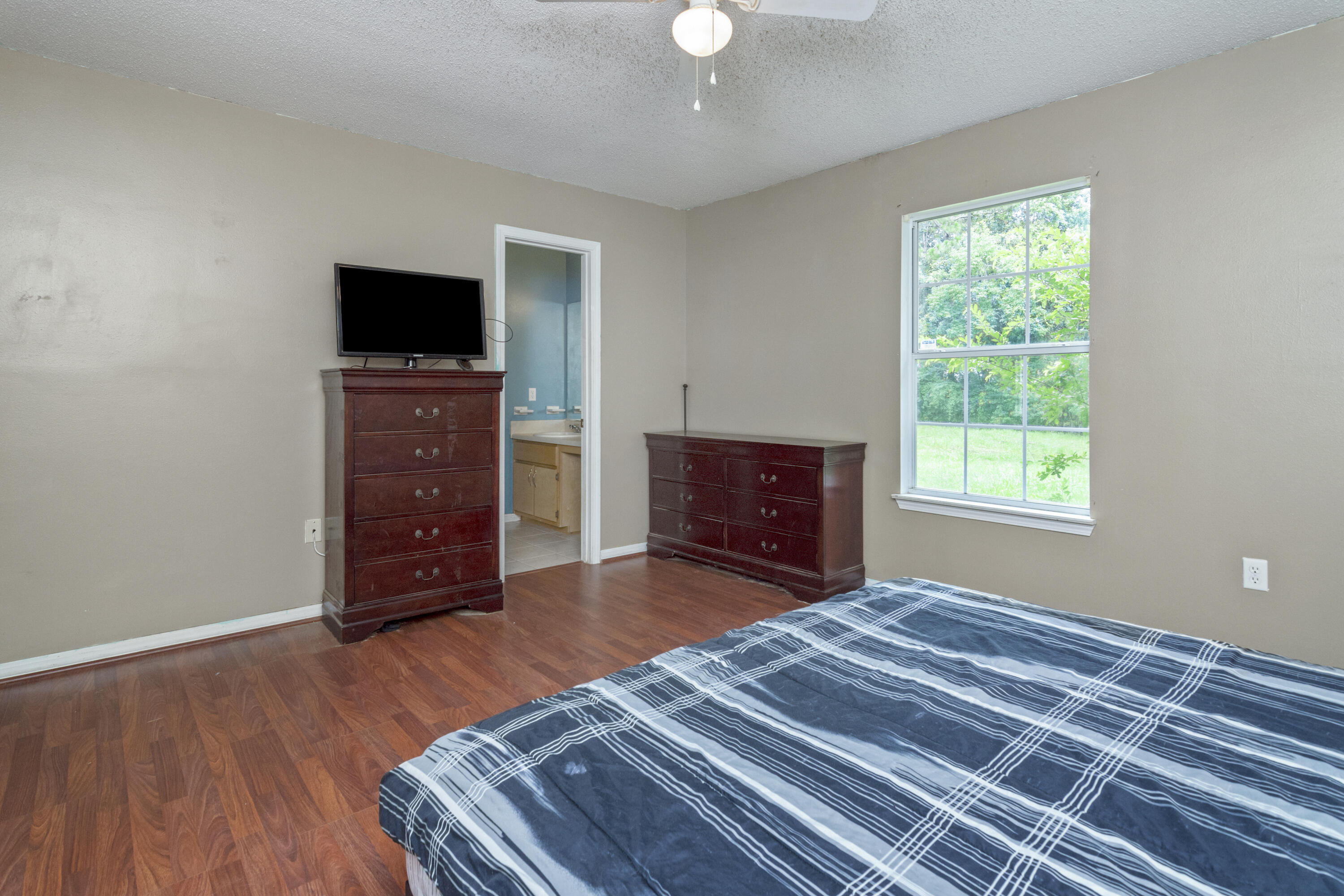 APLIN HEIGHTS S/D PH 2 - Residential Lease