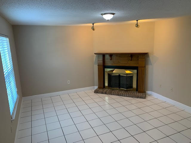MCLAUGHLIN & HARRIS - Residential Lease