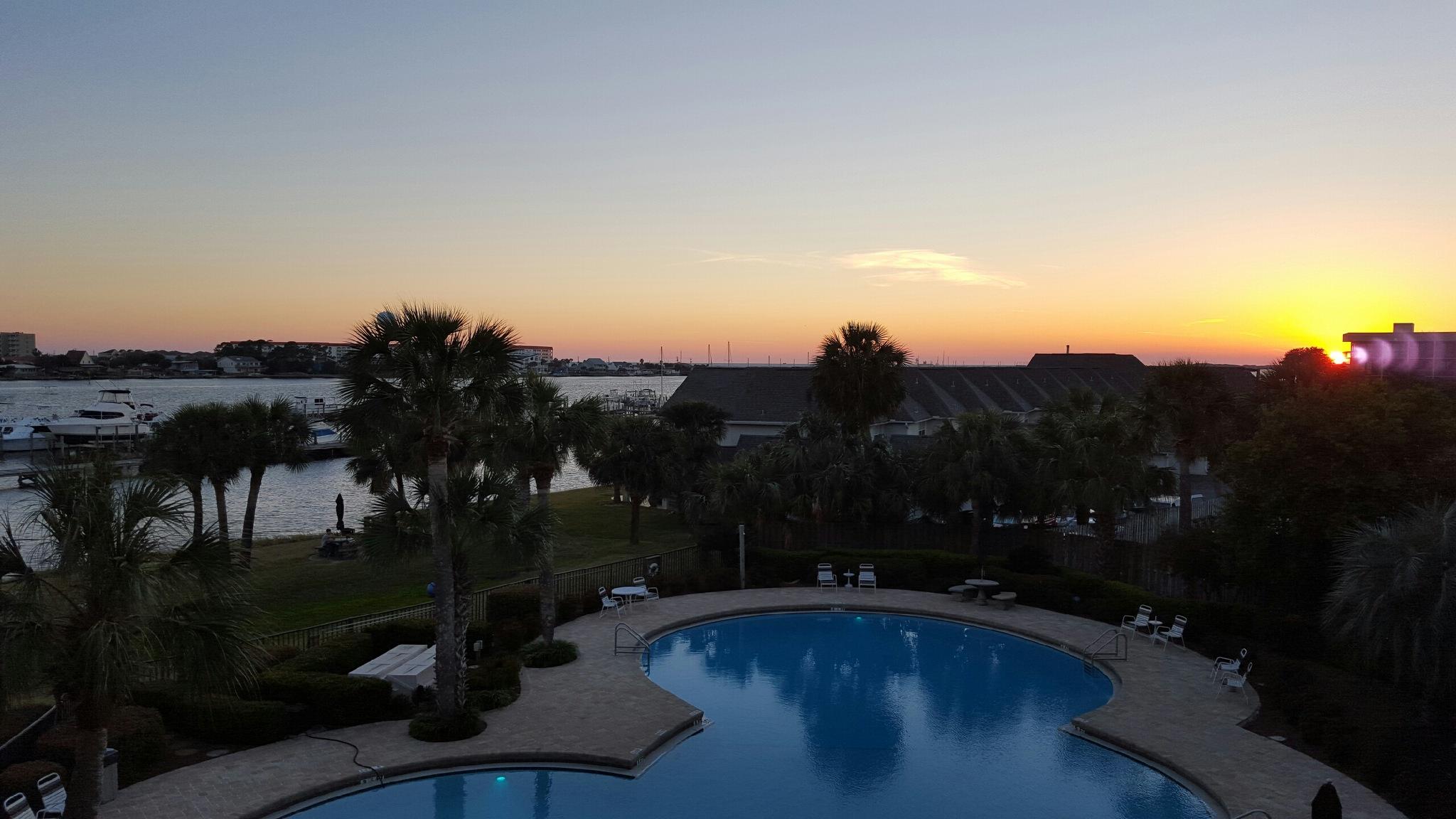 PIRATES BAY PH 1 - Residential Lease