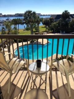 PIRATES BAY PH 1 - Residential Lease