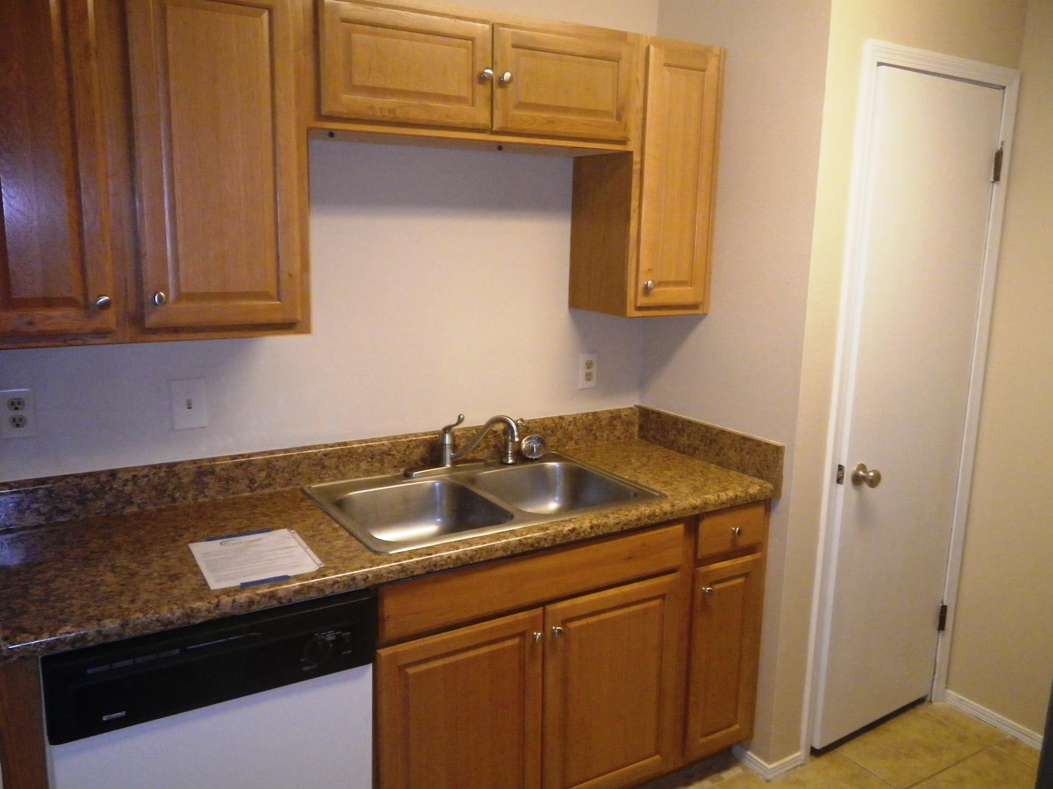 GREENBRIAR ESTATES UNIT 3 - Residential Lease