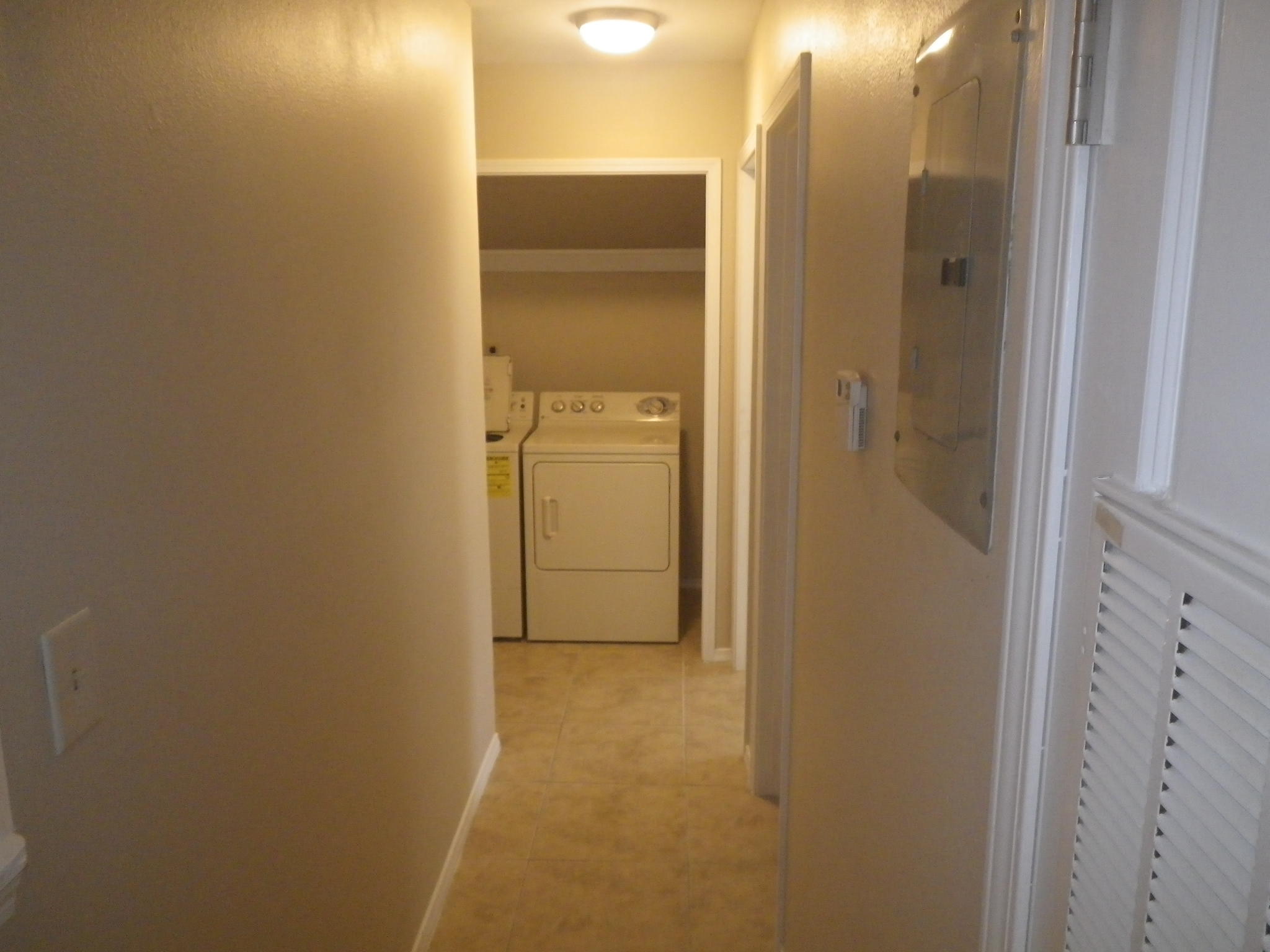 GREENBRIAR ESTATES UNIT 3 - Residential Lease