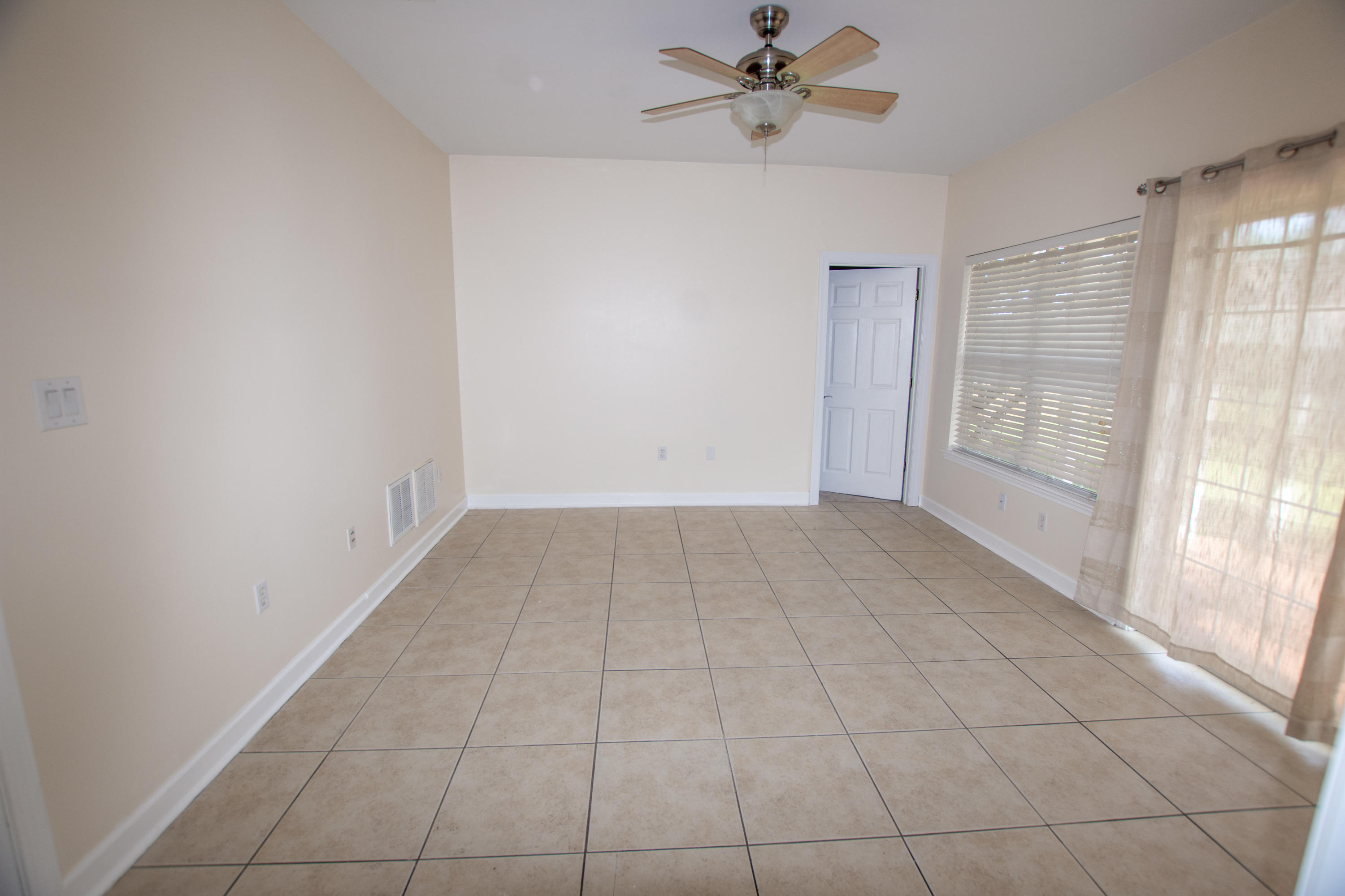 OLDE FLORIDA LAKES PH II - Residential