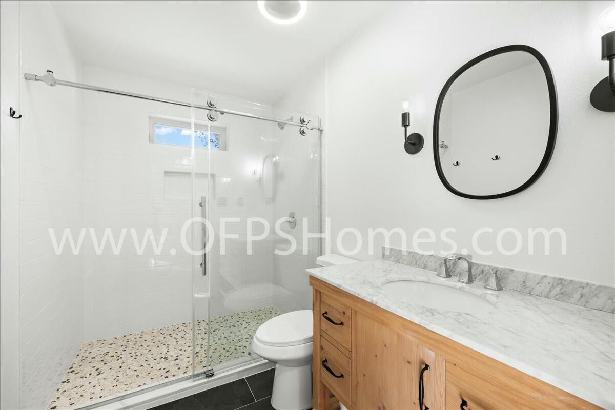 MORENO ACRES - Residential Lease