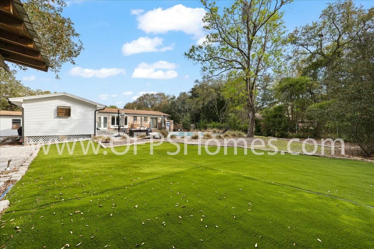 MORENO ACRES - Residential Lease