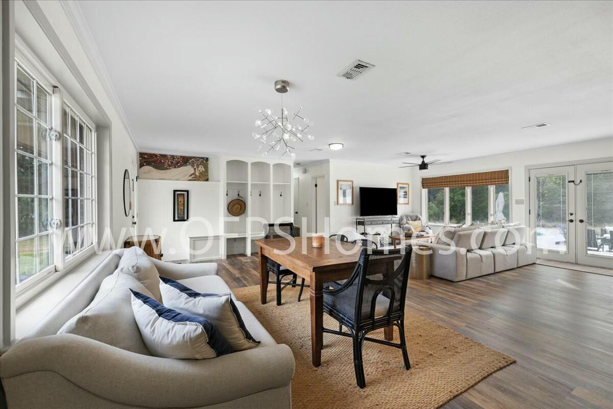 MORENO ACRES - Residential Lease