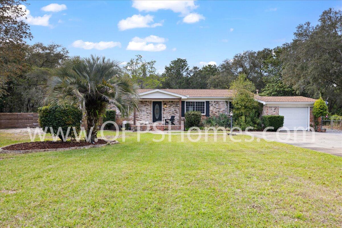 MORENO ACRES - Residential Lease